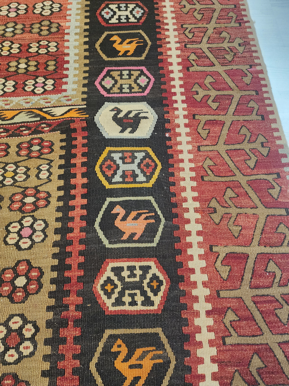 Hatuniye — 1940s Turkish Kilim Rug, Handwoven Wool, Natural Dye, Avsar Village, 5'10"x9'7"