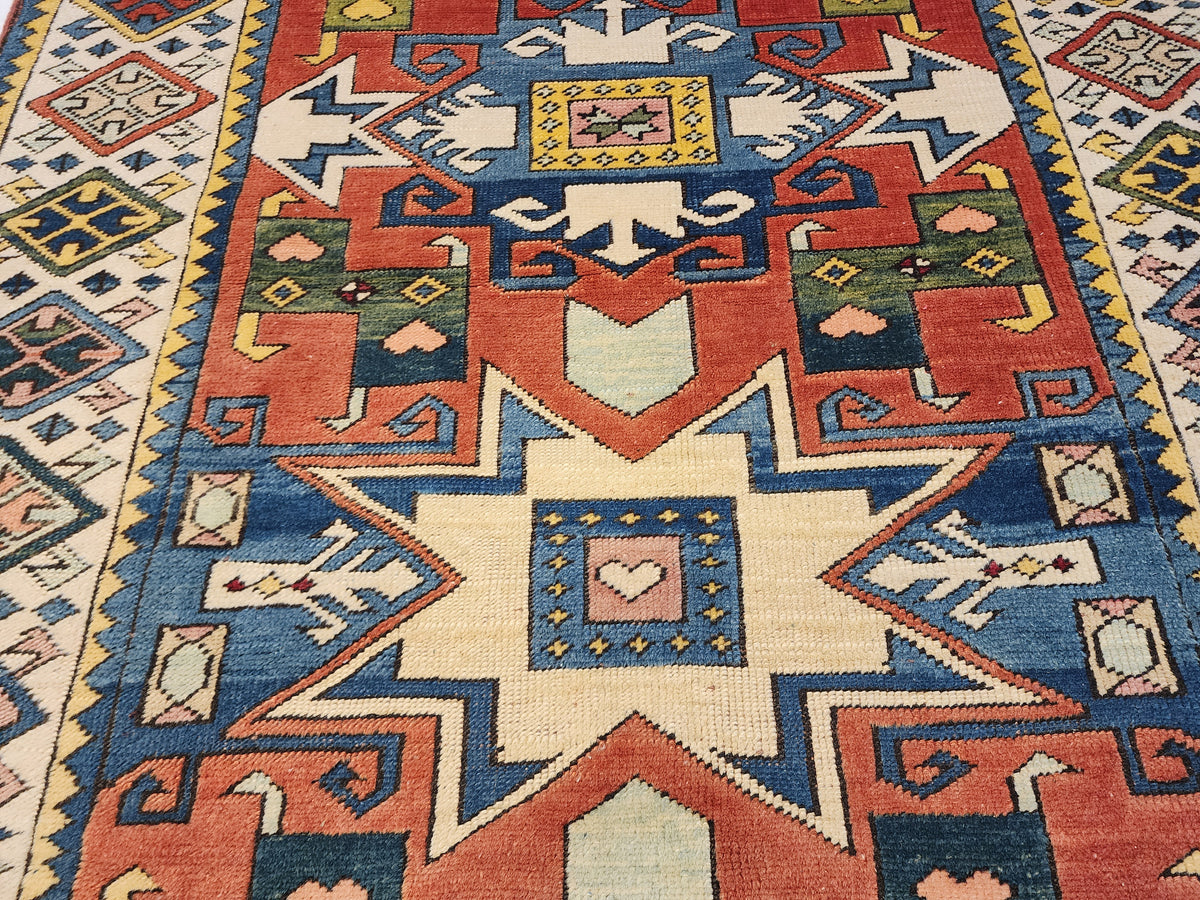 Meva — Handmade Izmir Turkish Wool Rug – Natural Dyes, Tribal Geometric Design (137x191cm)
