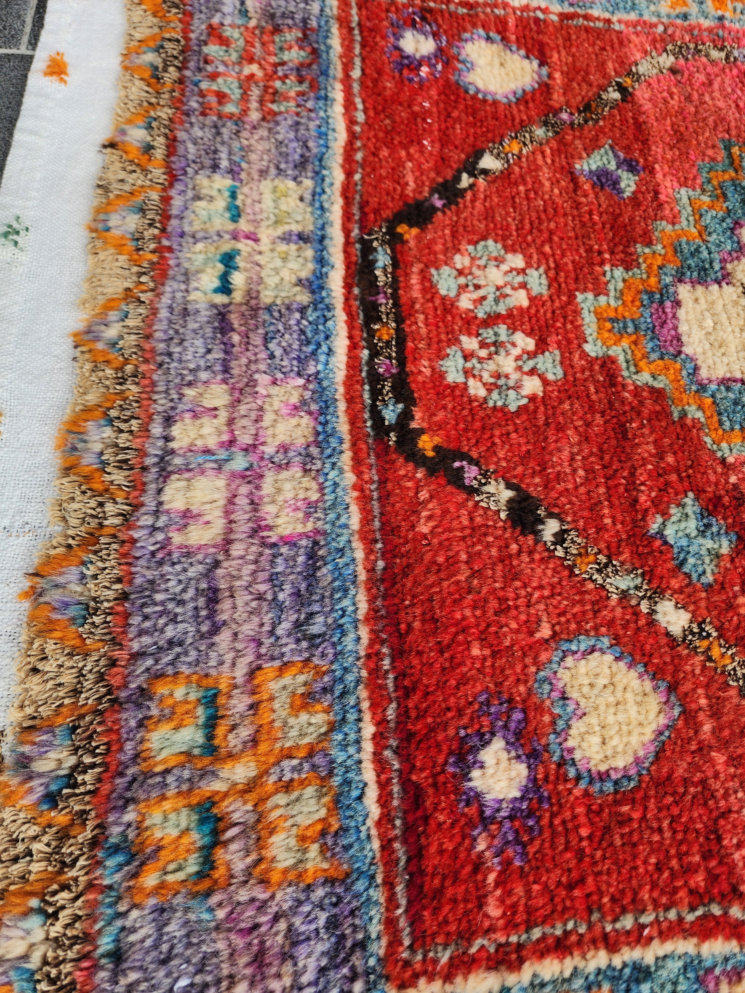 Nympha — Vintage West Anatolian Rug, Handwoven Yörük Tribal Rug, Small Floral Medallion Accent Rug, 100% Natural Organic Dye Wool Rug