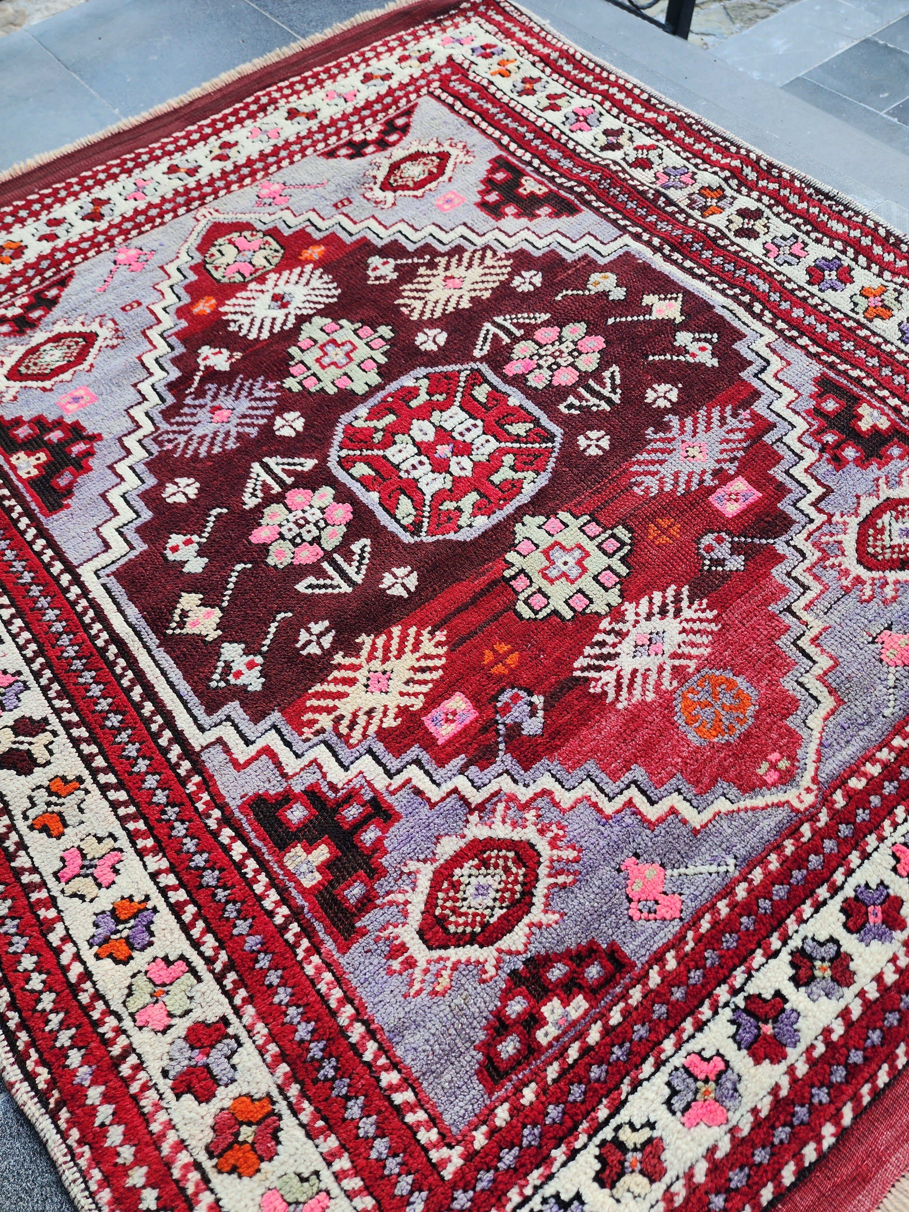 Domnika — Anatolian Boho Decor Rug, Vintage Turkish Oushak Style Rug, Red Diamond Medallion Rug, 3'11x4'7''