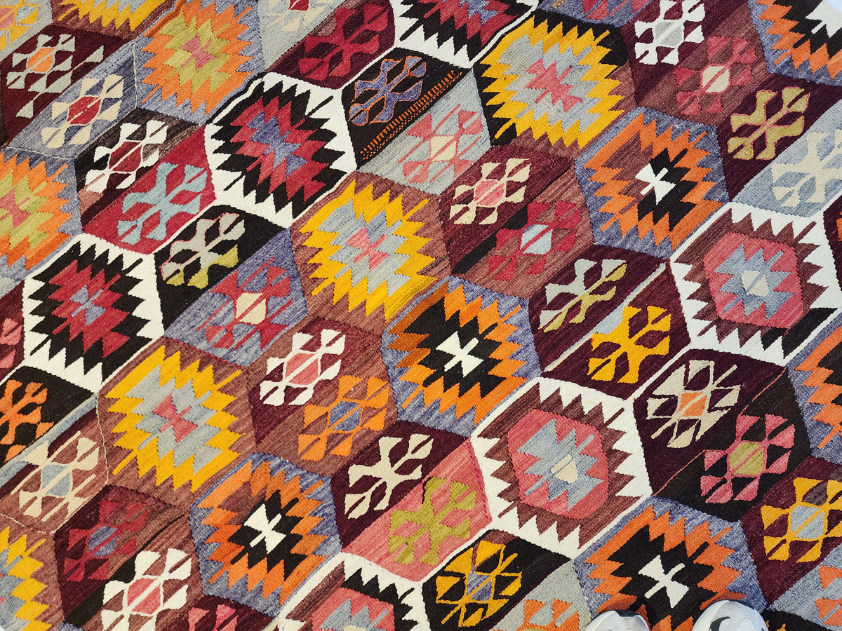 Methone — Vintage Turkish Tavas Kilim Rug, Handwoven Pure Wool, Vegetable Dyed (8x5)