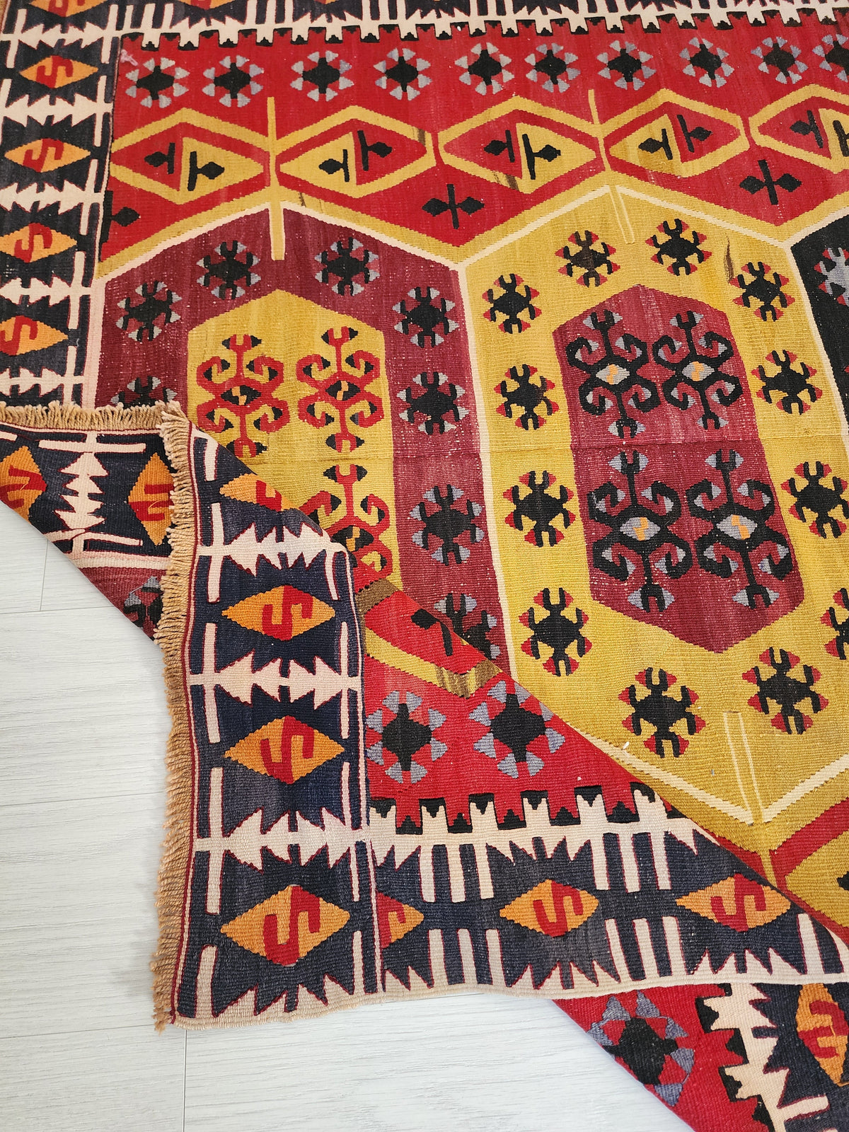 Antique Sivas Wool Large Area Rug | Hand-Knotted | TurkishRug