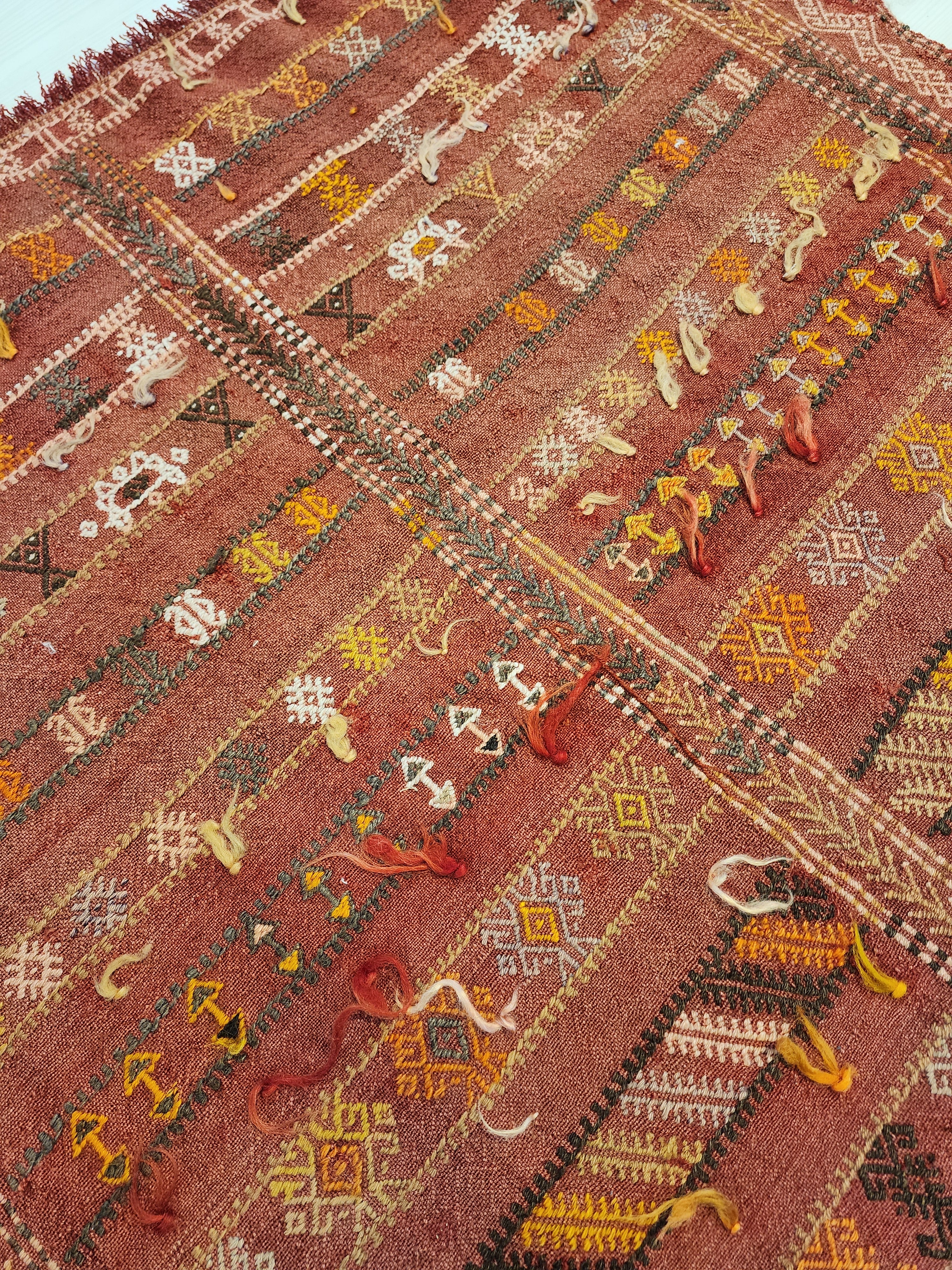 Vintage Persian Area Kilim Living Room, 5'3'' x 3'6''