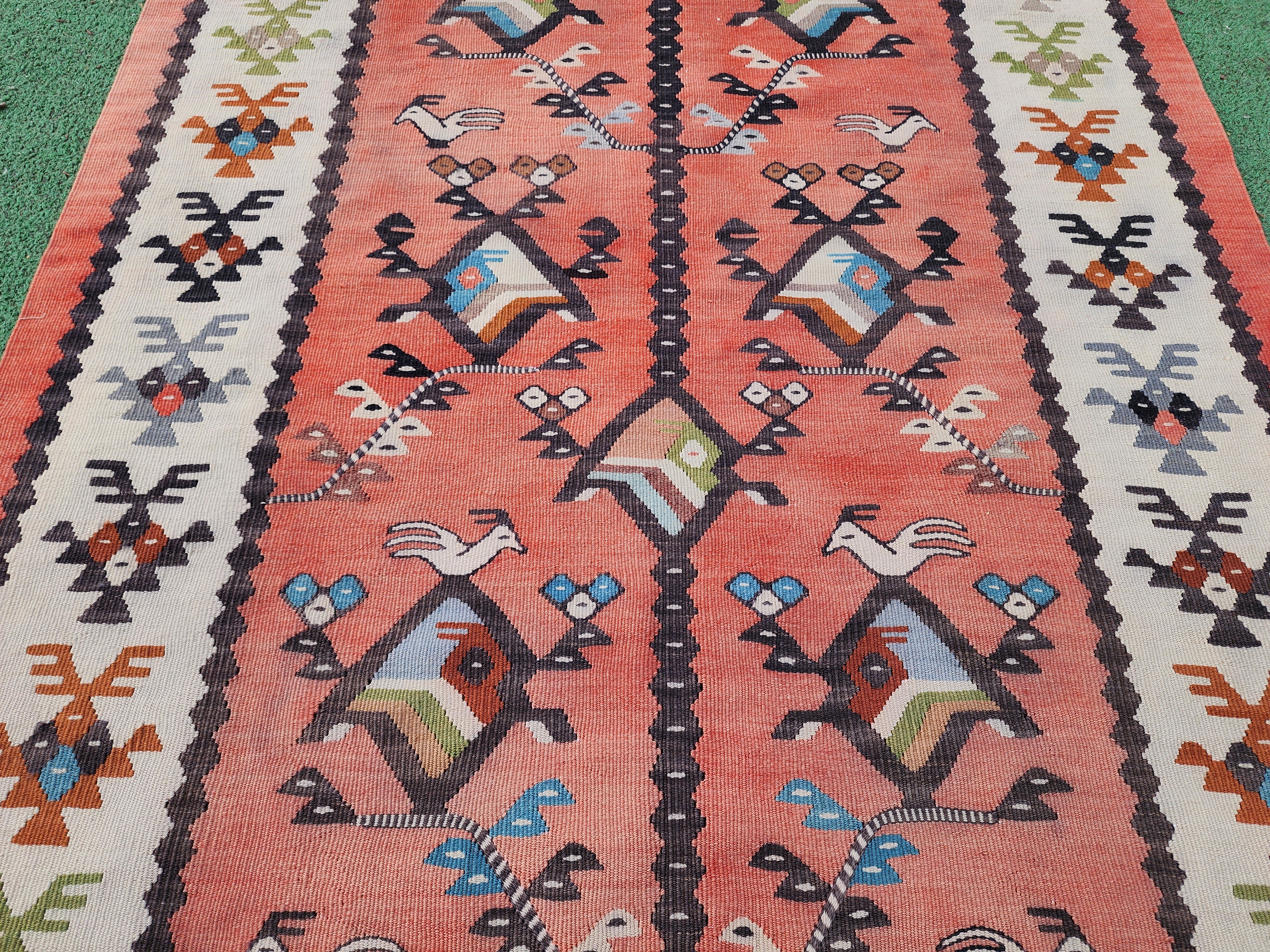 Pirot Kilim Rug, Handmade Organic Wool Vintage Rug, Boho Rustic Anatolian Home Decor, Moroccan Carpet Persian Area Rug, Kilim Rug 5'3"x2'7''