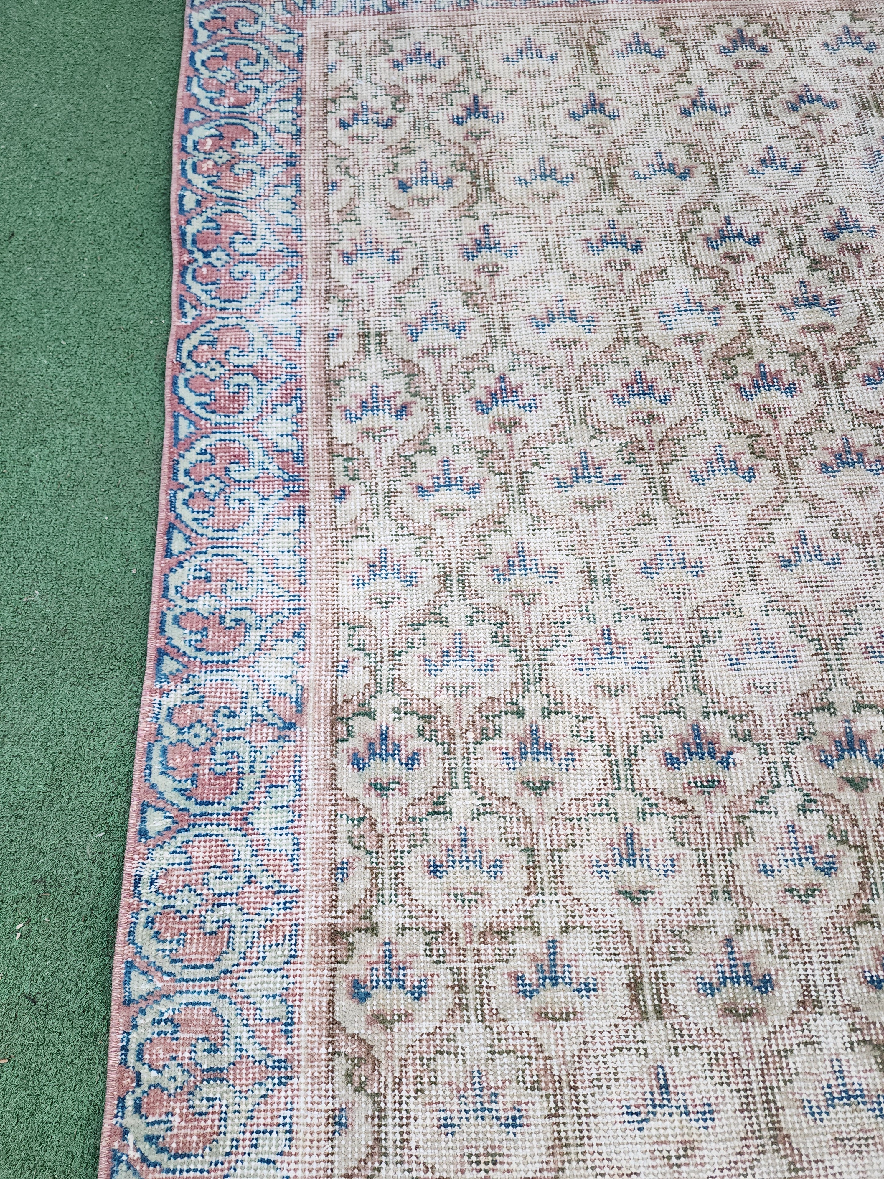 Vintage Persian Rug, 8 ft 10 in x 5 ft 4 in, Large Turkish Rug in Beige Blue and Brown