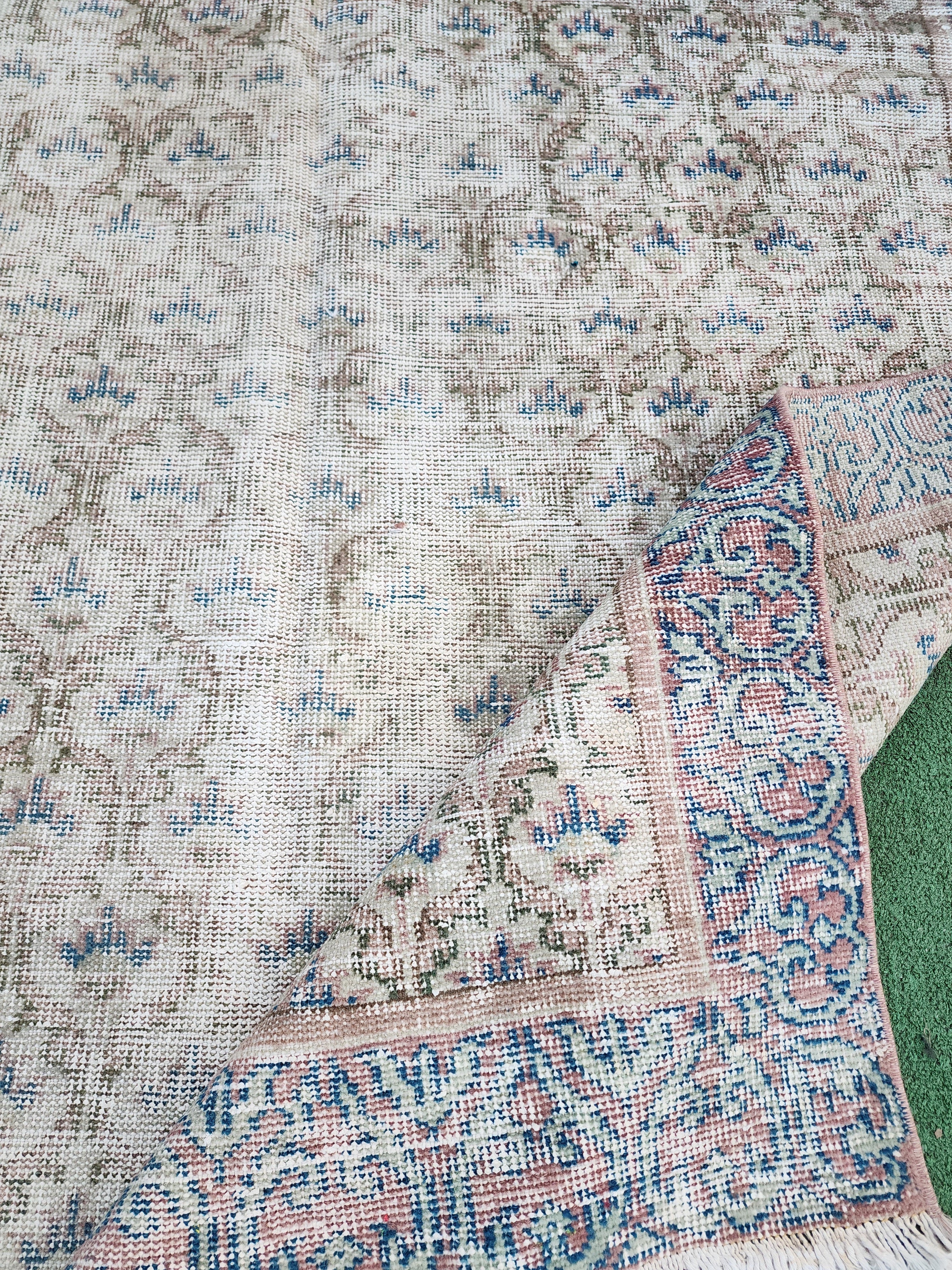 Vintage Persian Rug, 8 ft 10 in x 5 ft 4 in, Large Turkish Rug in Beige Blue and Brown