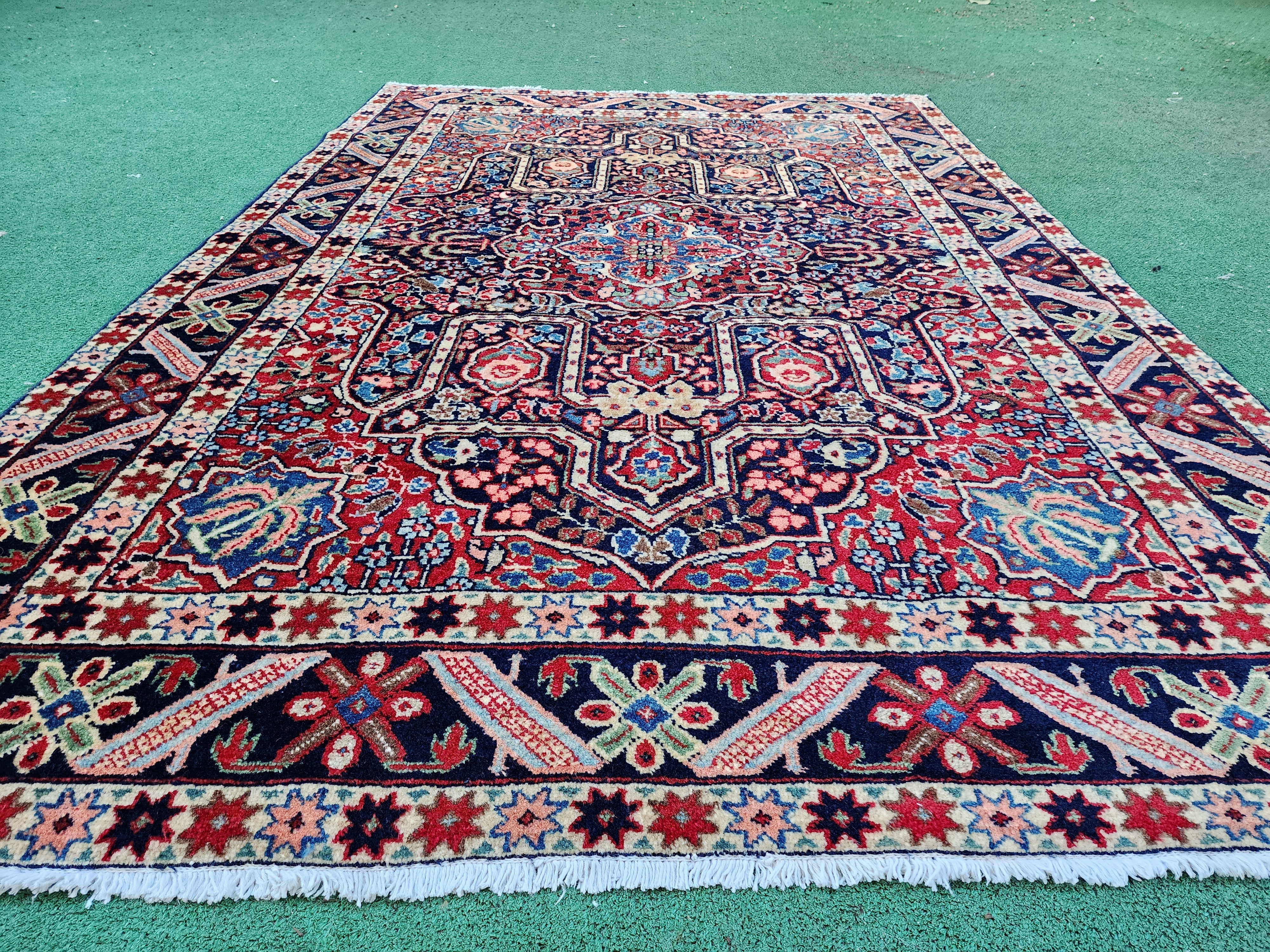 vintage Persian Area Rug — colour close-up