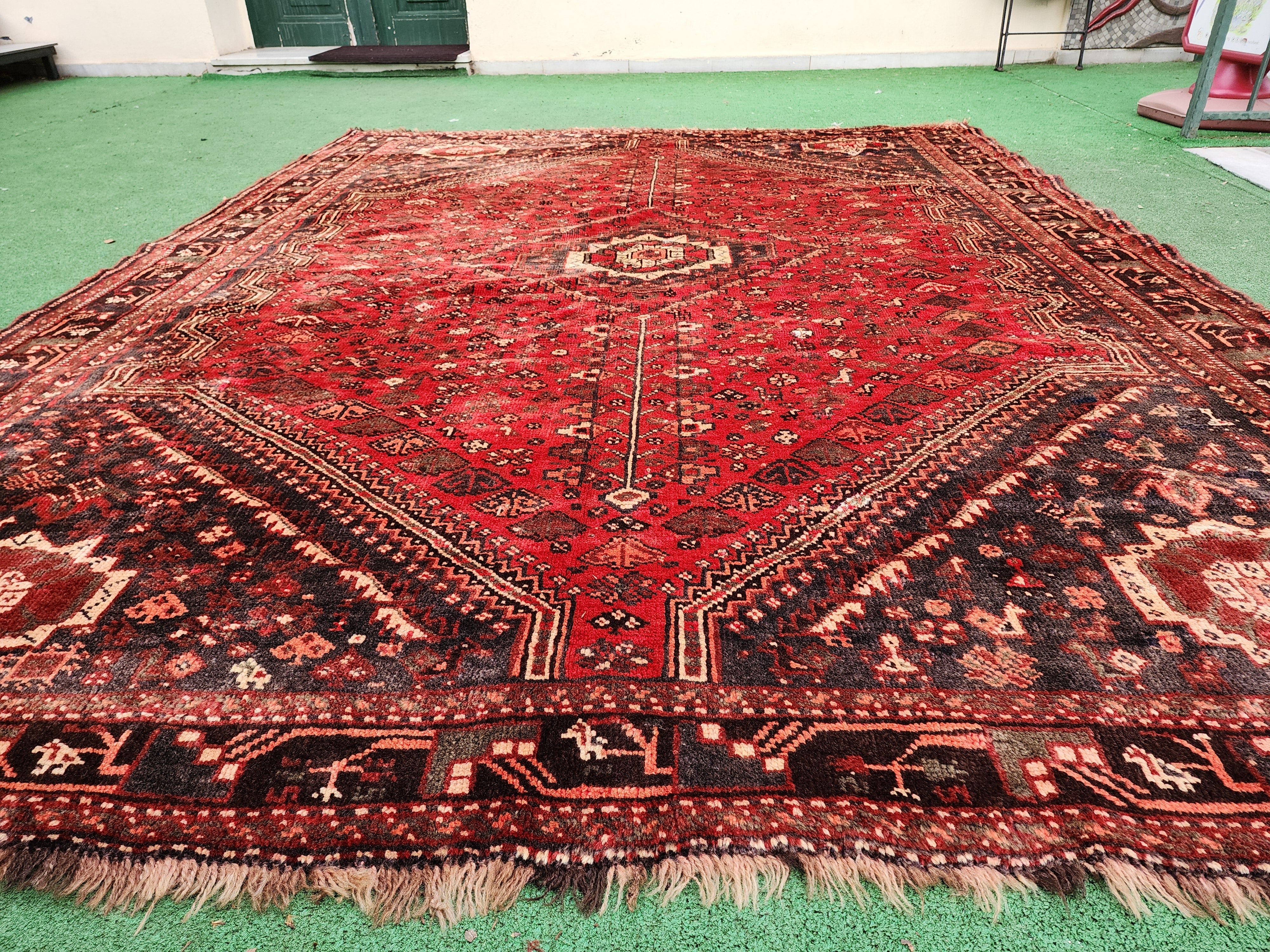 Red Persian Shiraz Rug, 9'6''x7'2''