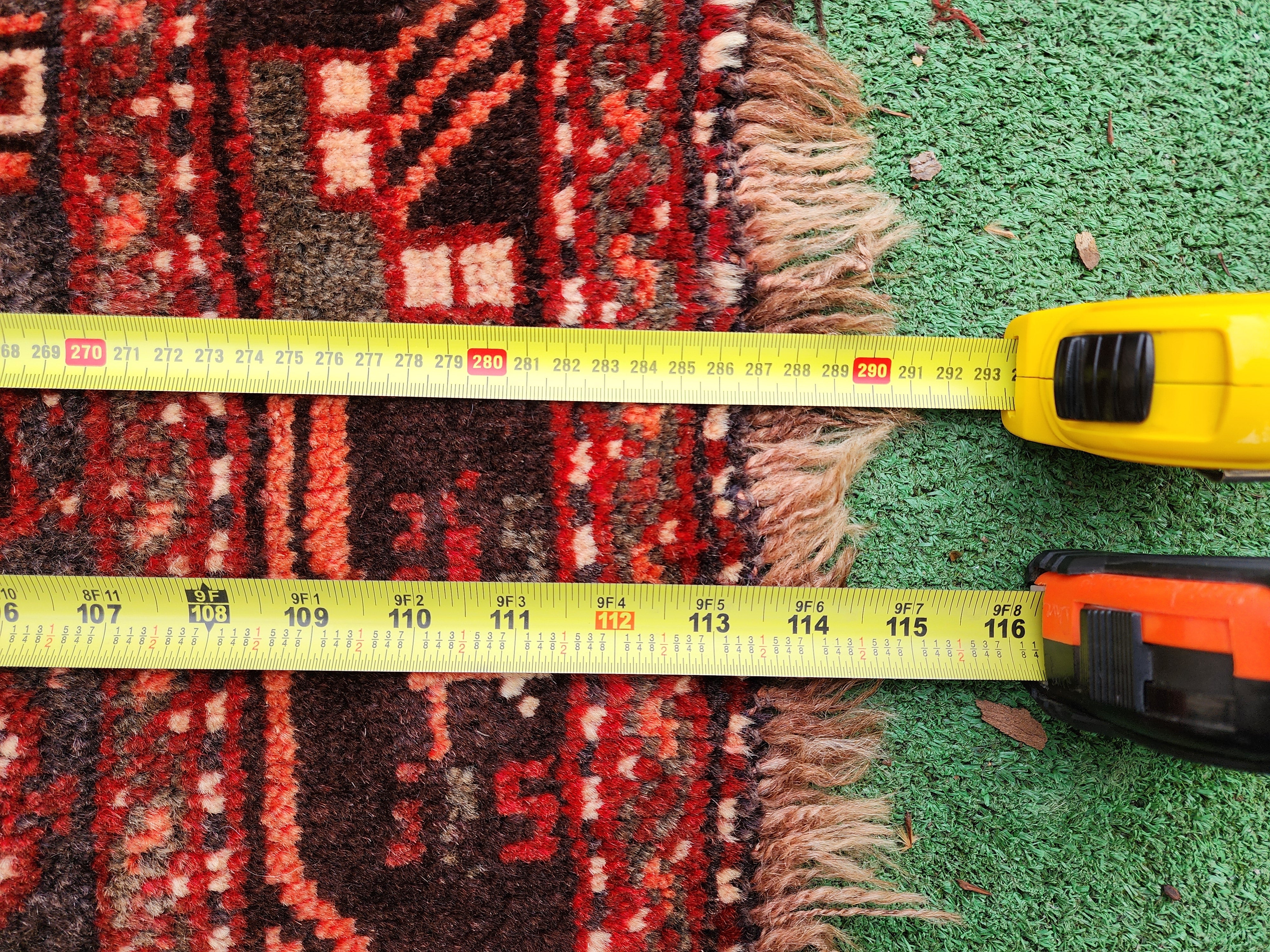 Red Persian Shiraz Rug, 9'6''x7'2''