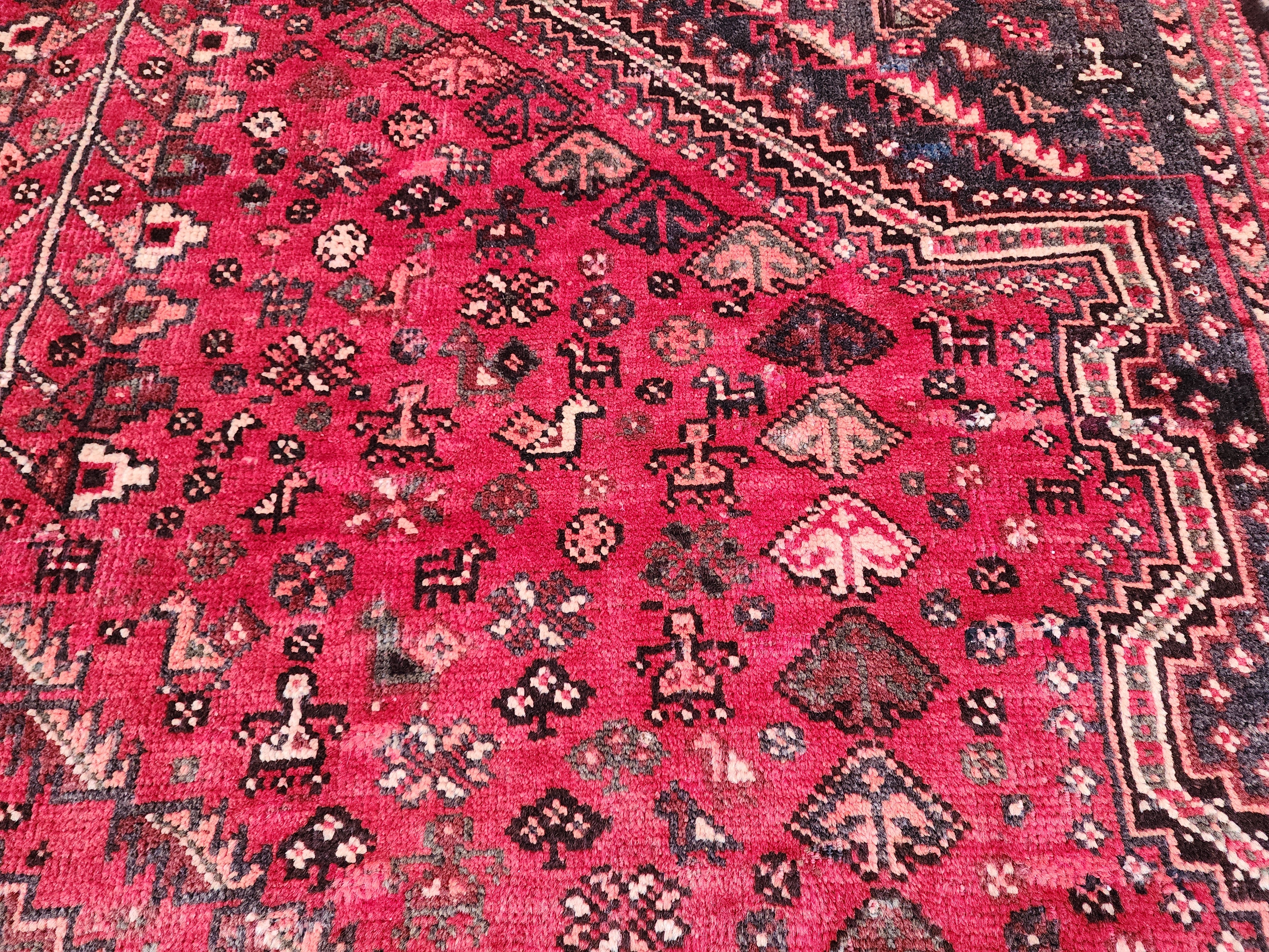 Red Persian Shiraz Rug, 9'6''x7'2''