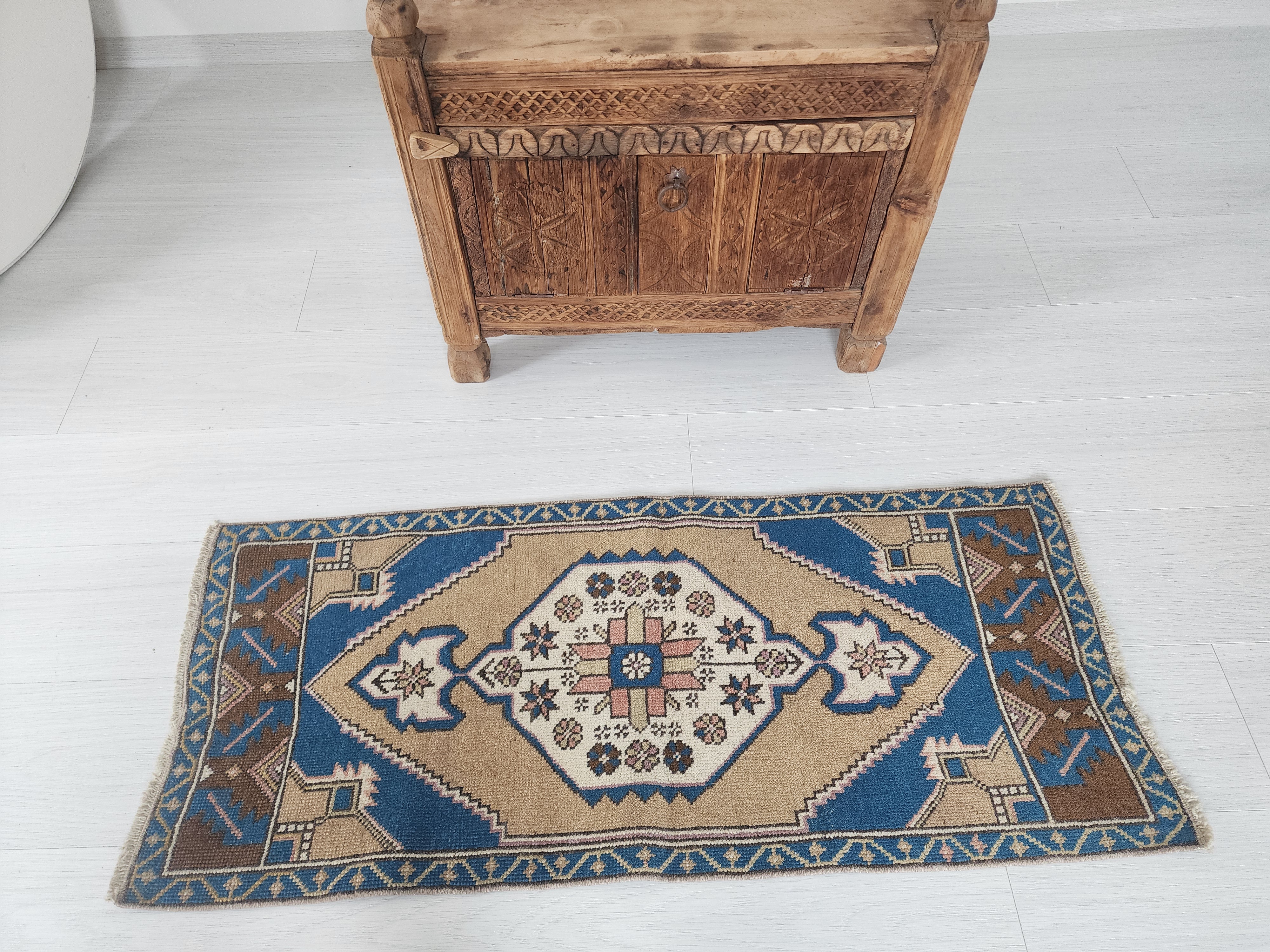 Vintage Turkish Hand-Knotted Rug with Soft Pastel Hues, 3'7''x1'6''