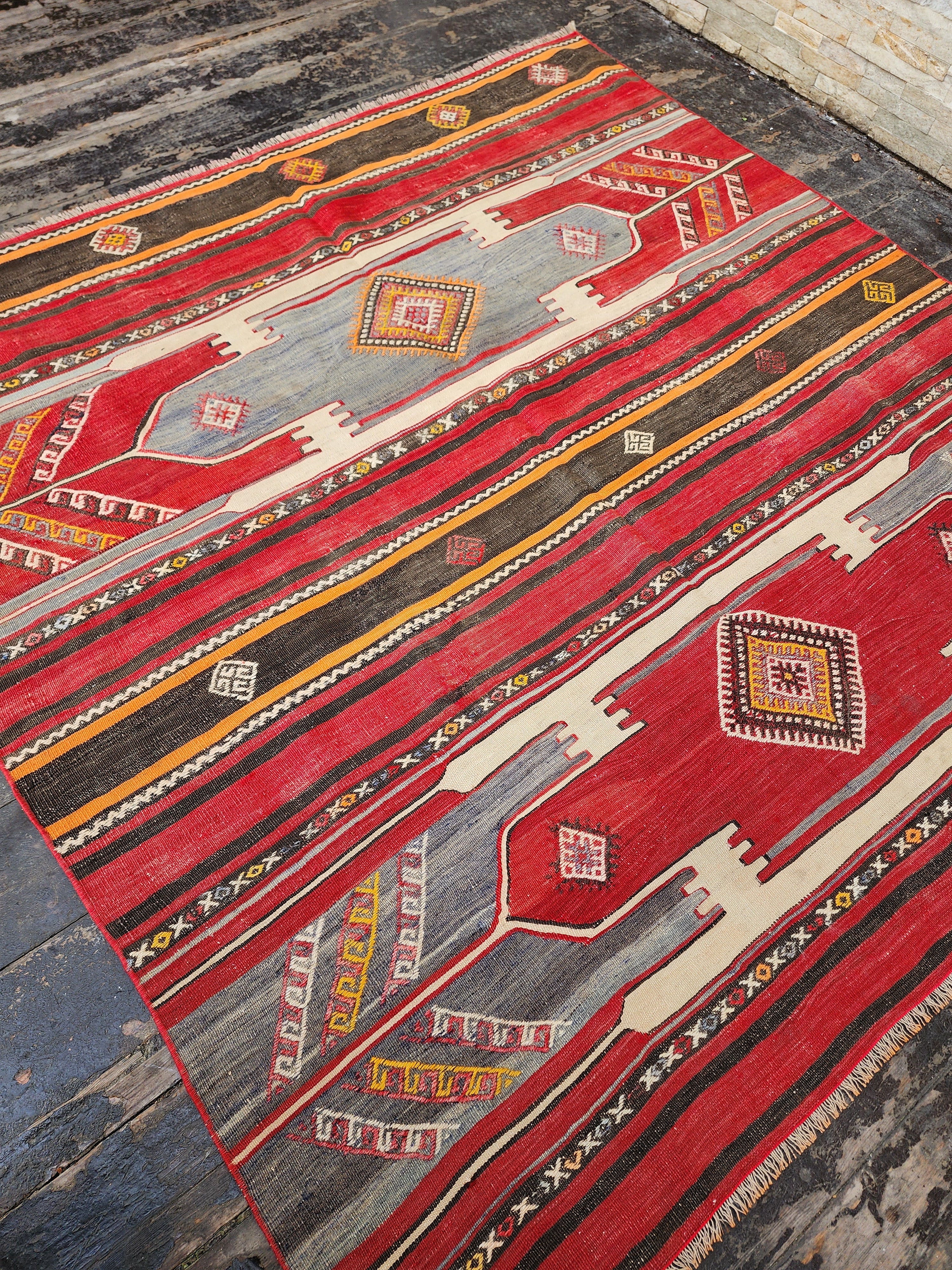 Vintage Turkish Rug, Vintage Rug, Handwoven Natural Wool Tribal Nomadic Rug, Vintage Retro Persian Rug, Boho Rustic Home Decor 4'8''x4'9''