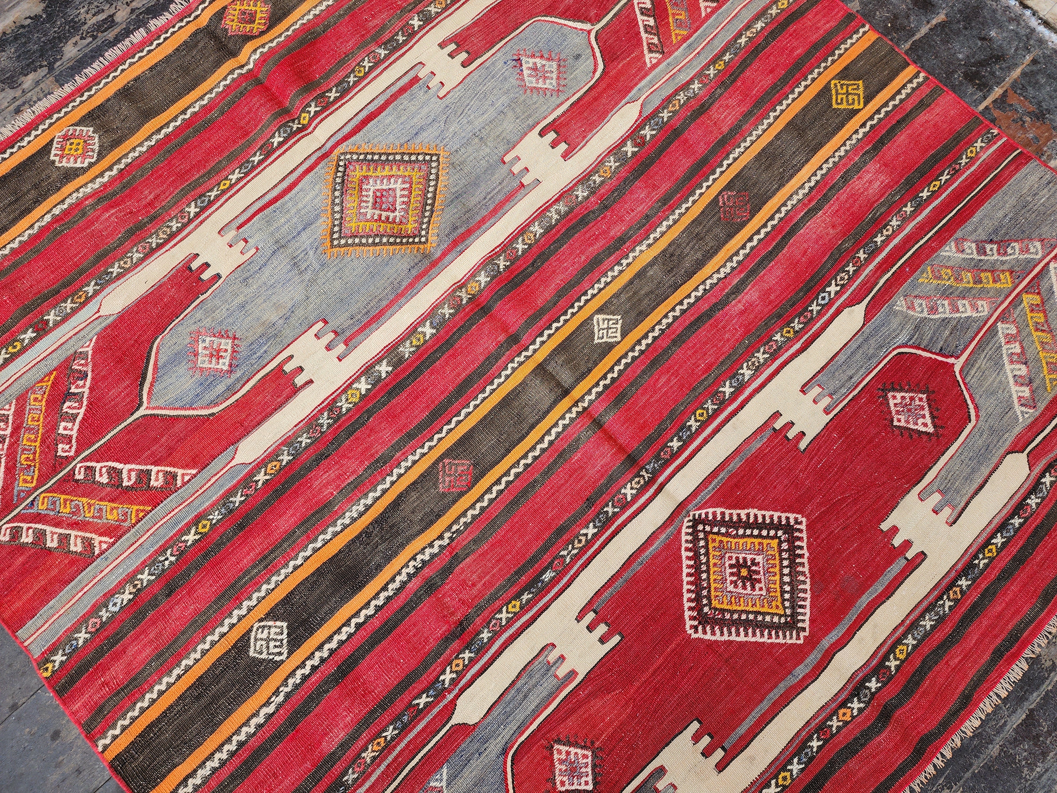 Vintage Turkish Rug, Vintage Rug, Handwoven Natural Wool Tribal Nomadic Rug, Vintage Retro Persian Rug, Boho Rustic Home Decor 4'8''x4'9''