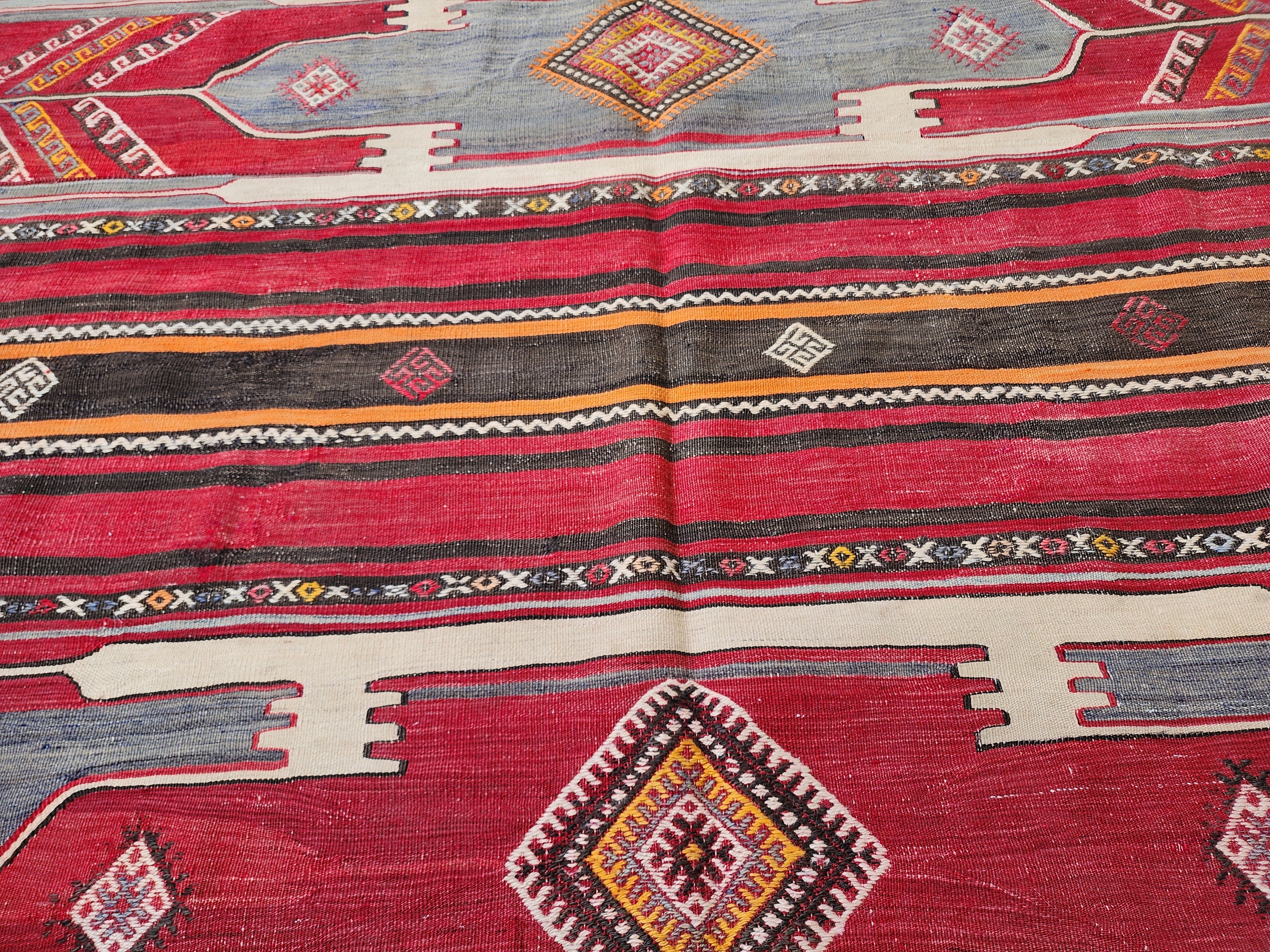 Vintage Turkish Rug, Vintage Rug, Handwoven Natural Wool Tribal Nomadic Rug, Vintage Retro Persian Rug, Boho Rustic Home Decor 4'8''x4'9''