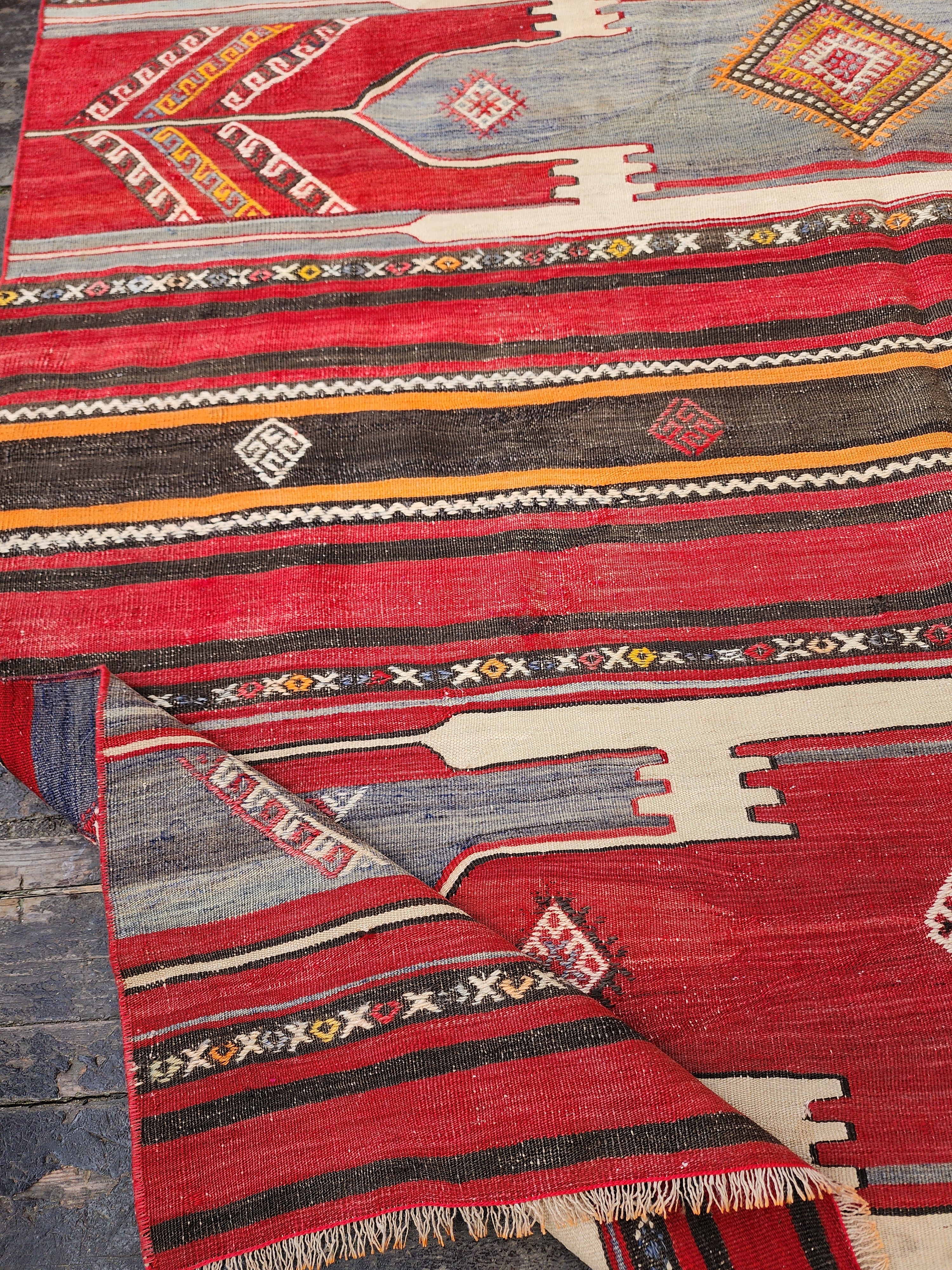 Vintage Turkish Rug, Vintage Rug, Handwoven Natural Wool Tribal Nomadic Rug, Vintage Retro Persian Rug, Boho Rustic Home Decor 4'8''x4'9''