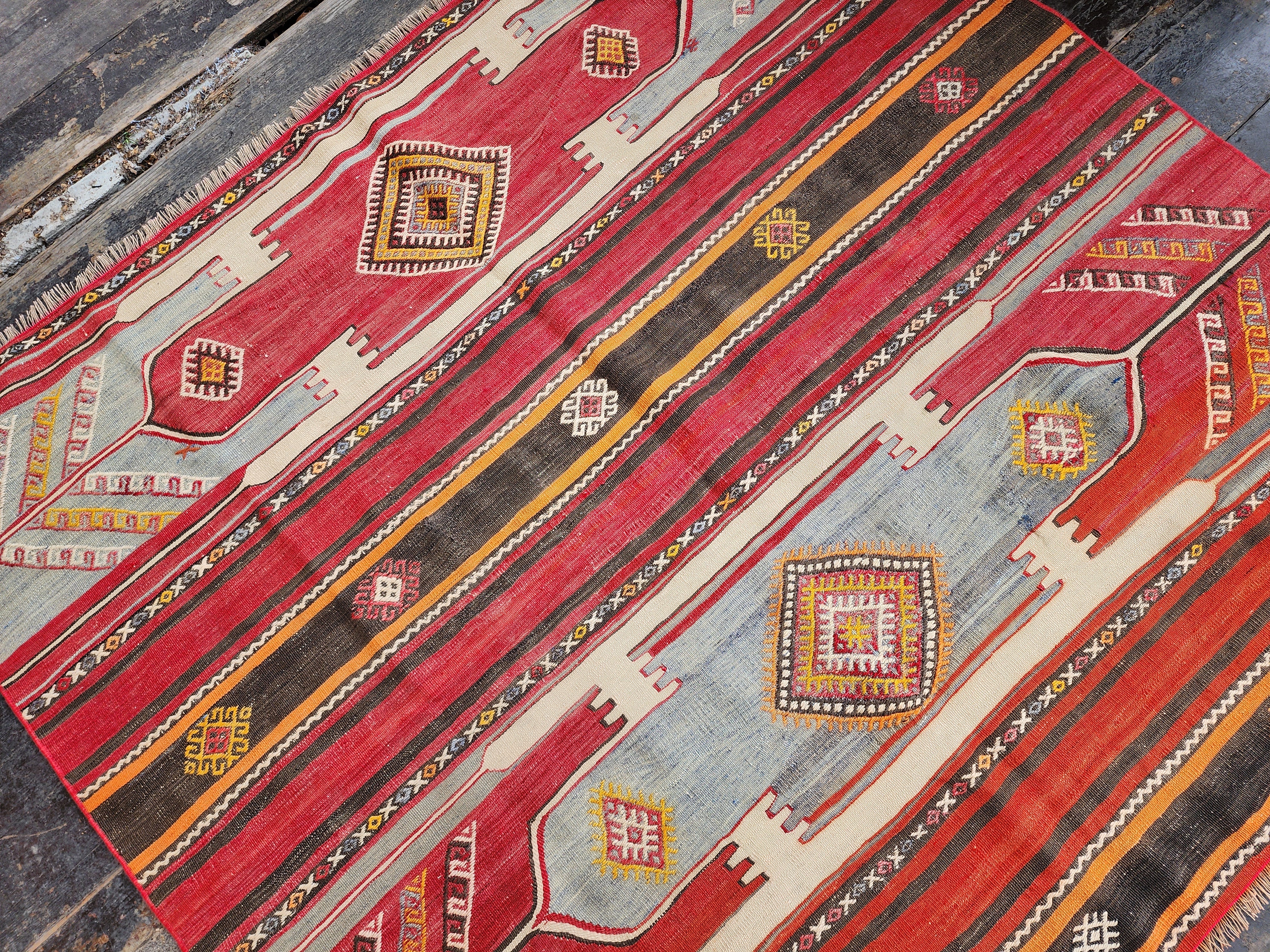 Vintage Turkish Rug, Vintage Rug, Handwoven Natural Wool Tribal Nomadic Rug, Vintage Retro Persian Rug, Boho Rustic Home Decor 4'8''x4'5''
