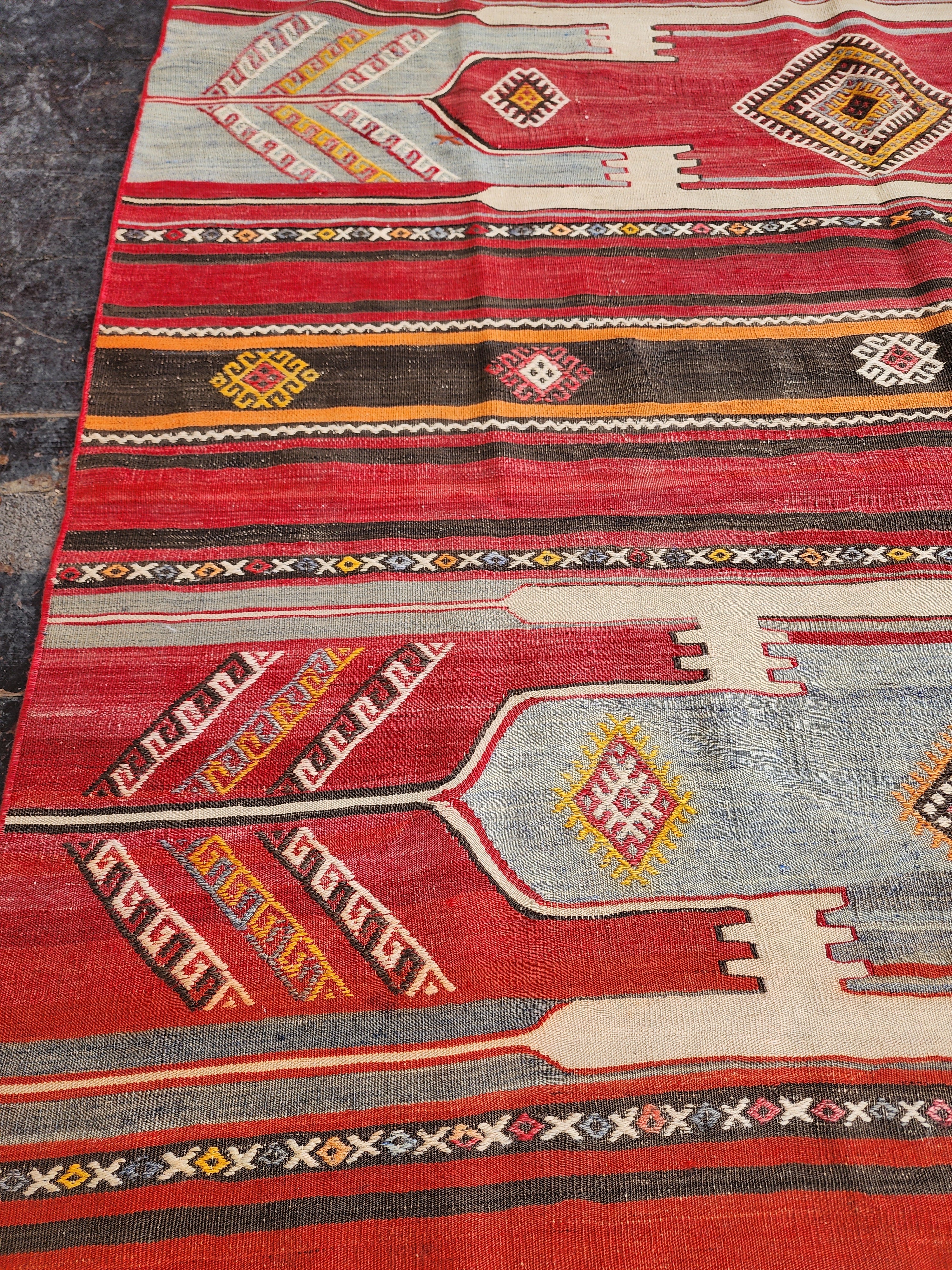 Vintage Turkish Rug, Vintage Rug, Handwoven Natural Wool Tribal Nomadic Rug, Vintage Retro Persian Rug, Boho Rustic Home Decor 4'8''x4'5''