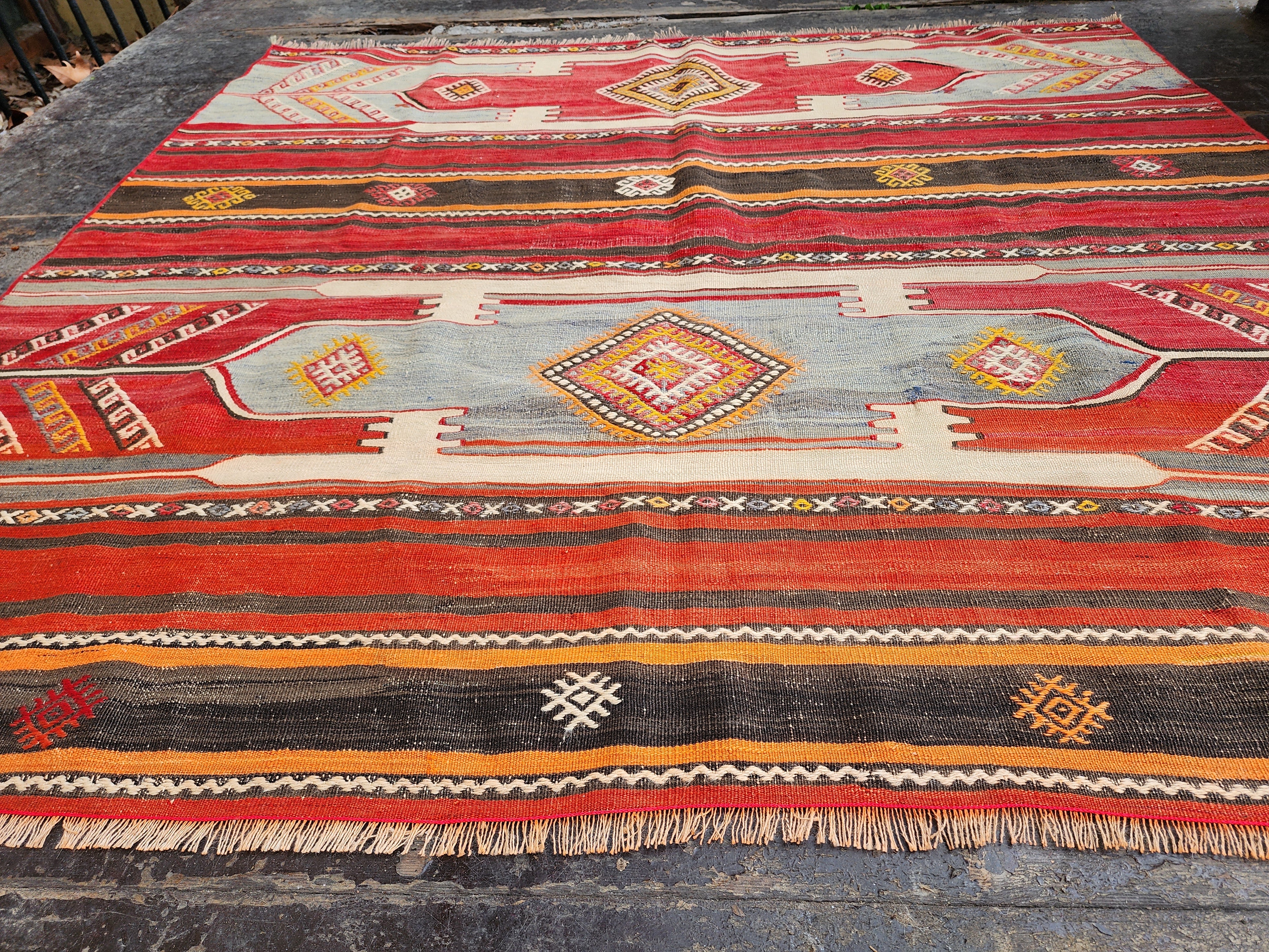 Vintage Turkish Rug, Vintage Rug, Handwoven Natural Wool Tribal Nomadic Rug, Vintage Retro Persian Rug, Boho Rustic Home Decor 4'8''x4'5''