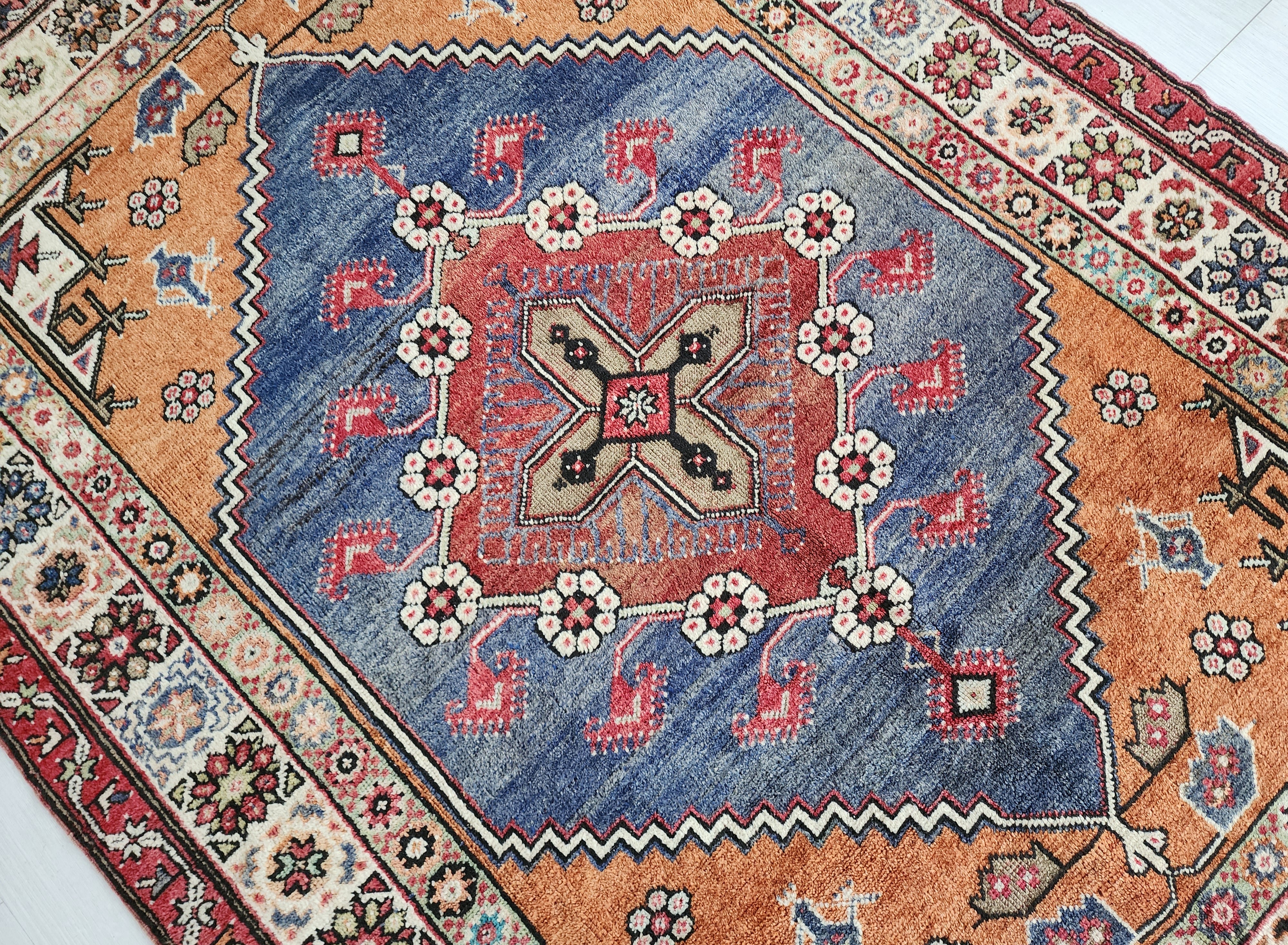 Antique Dazkırı Rug with Geometric Medallion