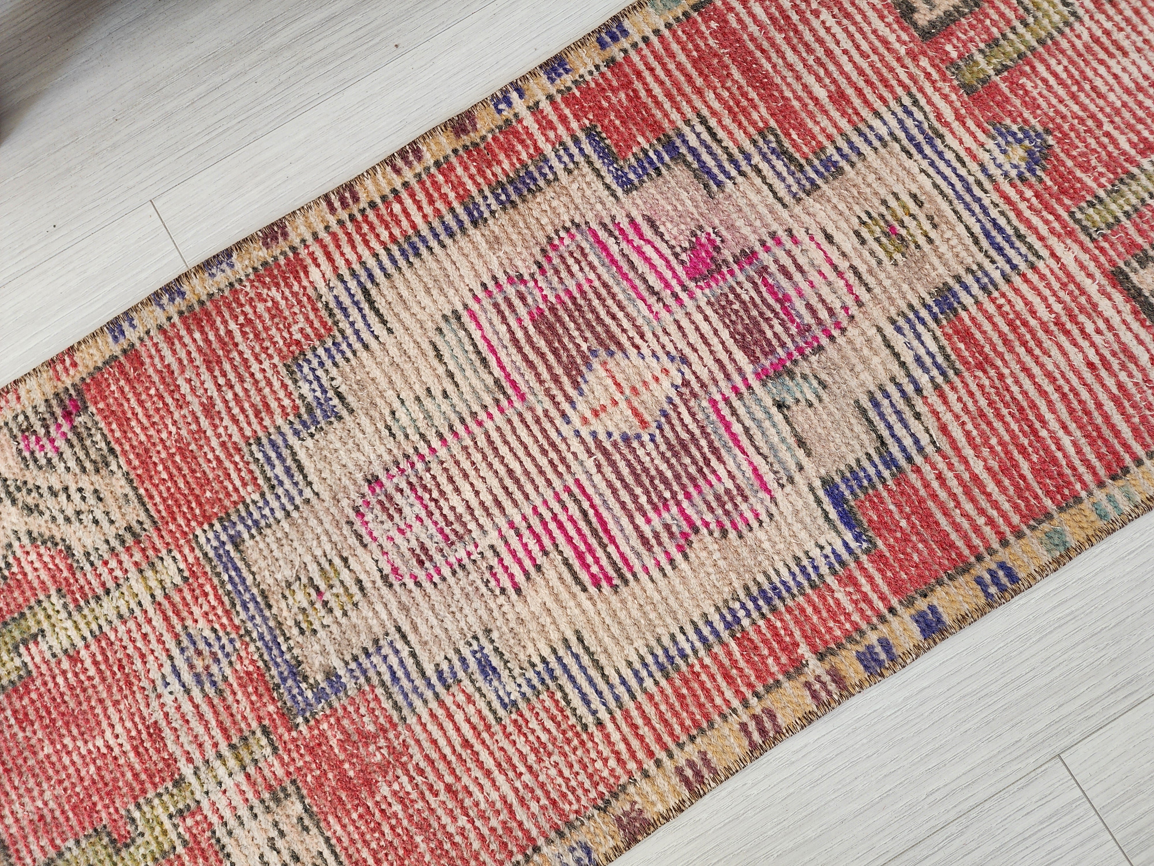 Vintage Small Rug, 3 ft 2 in x 1 ft 4 in
