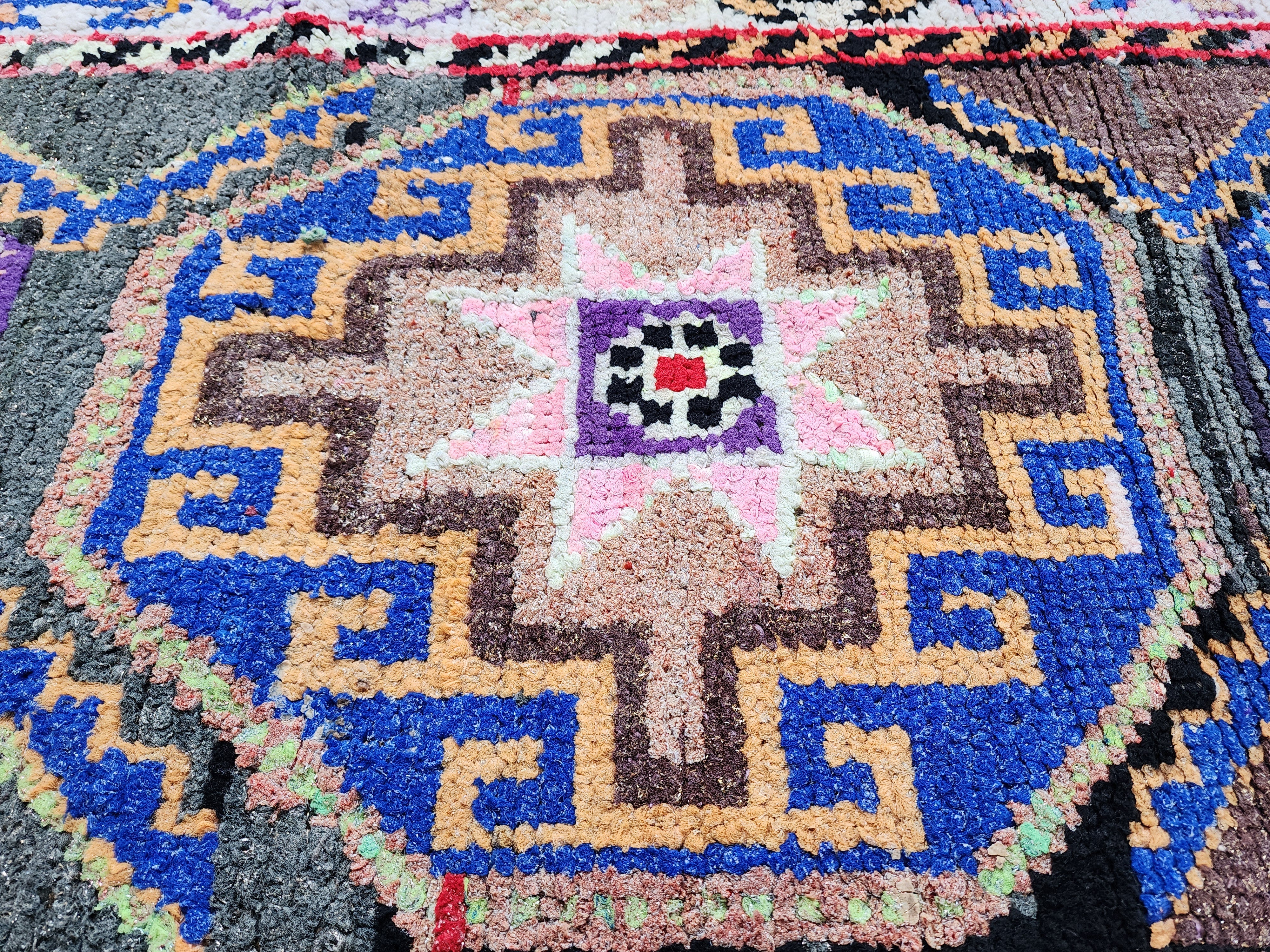 Vibrant Tribal Herki Runner with Geometric Medallions