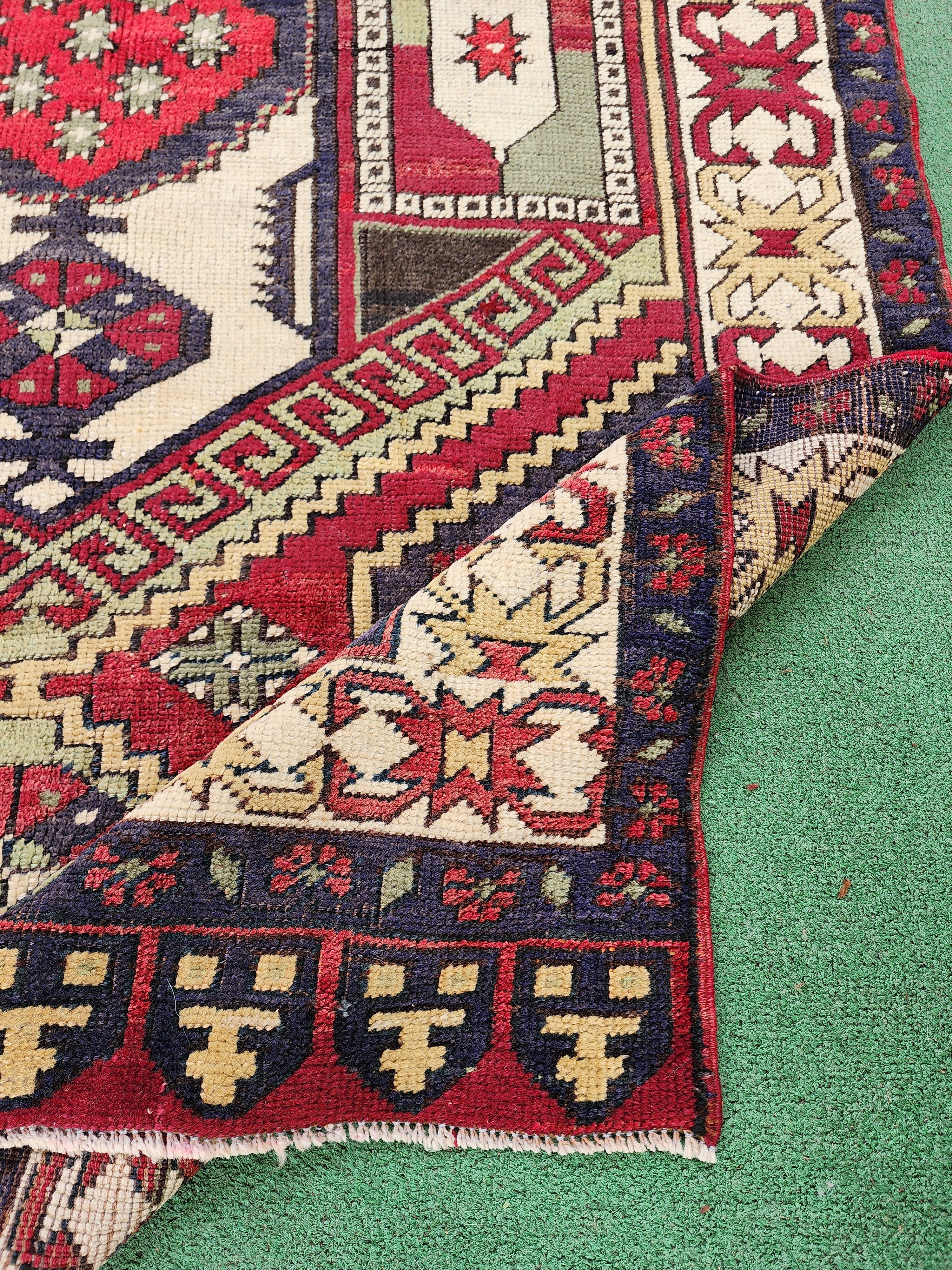 antique Konya Wool Small Rug — border pattern