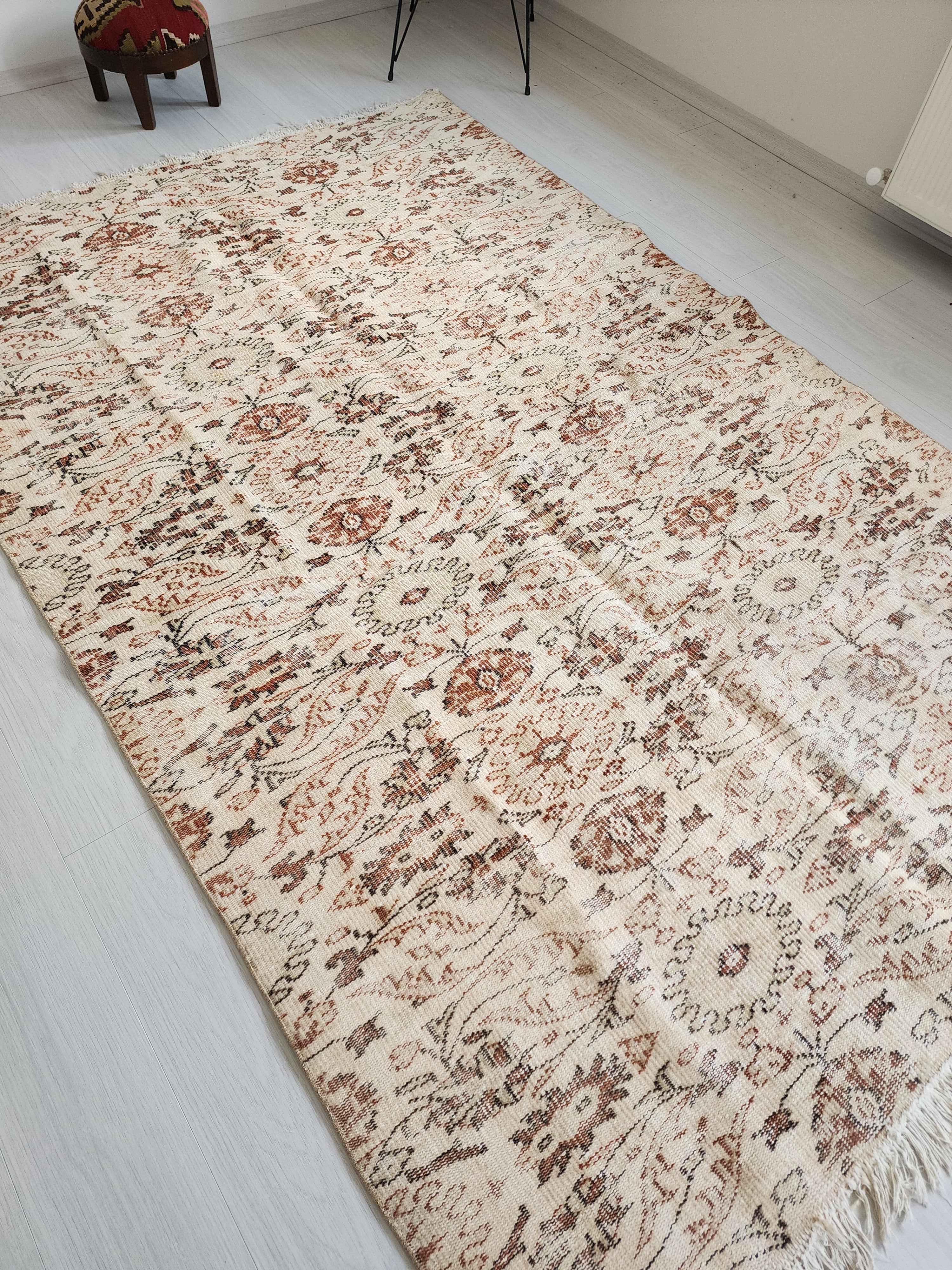 Vintage Turkish Oushak Rug, Large Neutral Area Rug with Faded All-Over Floral Pattern, Muted Beige and Terracotta Tones, Distressed Boho Carpet