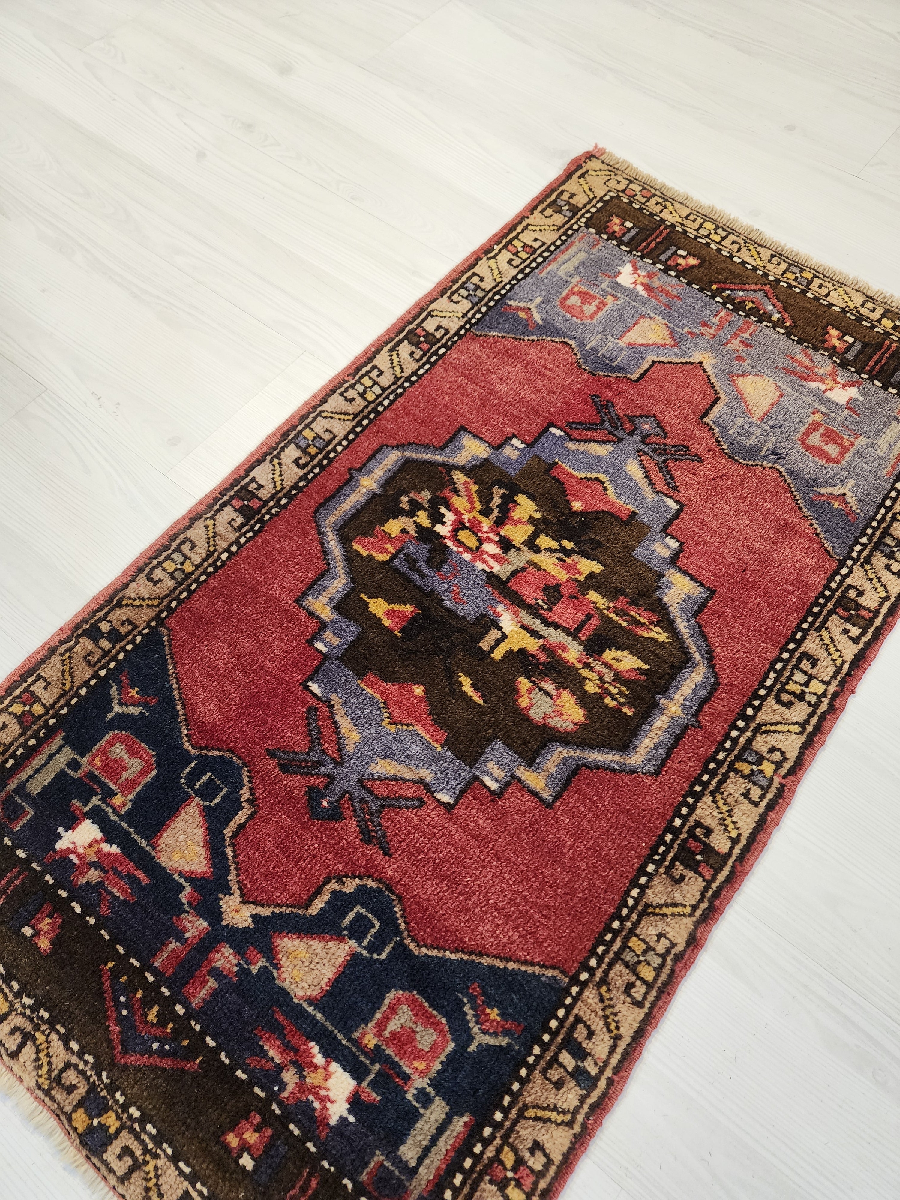 Vintage Turkish Rug, Handmade Wool Anatolian Mat (3'3"x1'9")
