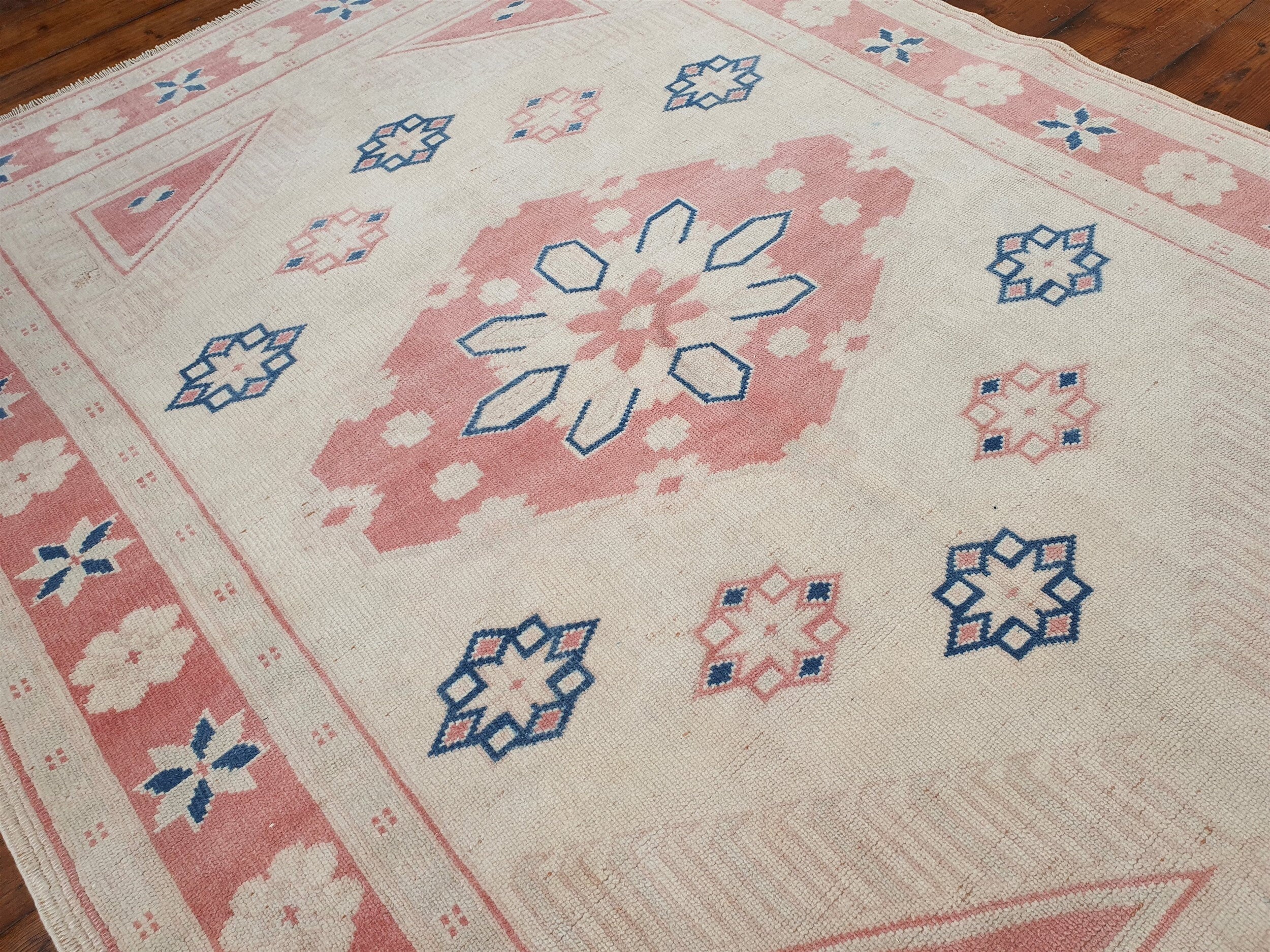 Pink Turkish Vintage Oushak Rug, 5 x 4 ft Overdyed Distressed Handmade Carpet, Boho Rustic Decor Persian Area Rug for Lounge Hall or Entry
