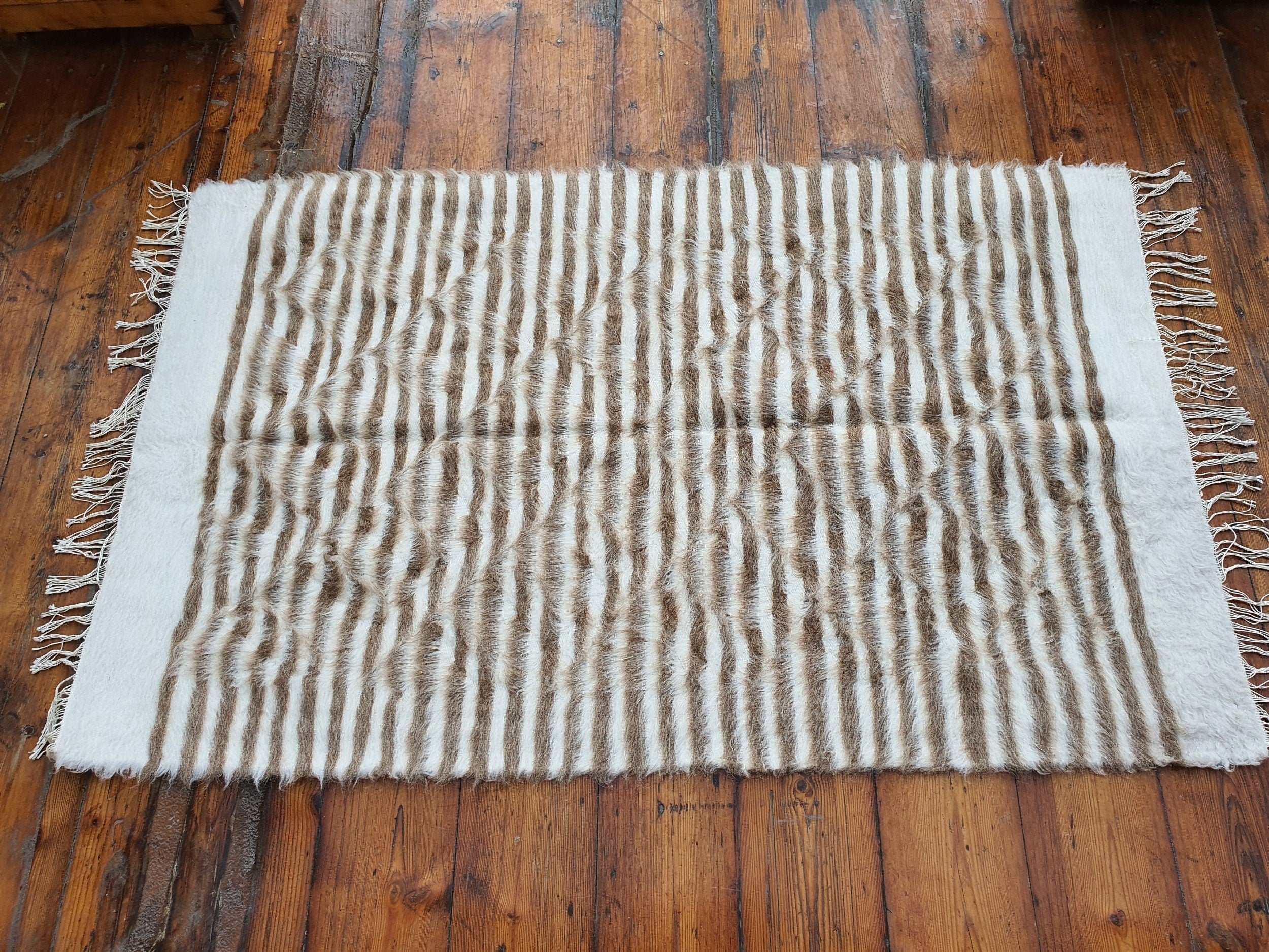 Undyed Siirt Angora Mohair Rug 4 ft x 2 ft 5 in, Brown and White Turkish Tulu Kilim Door Mat