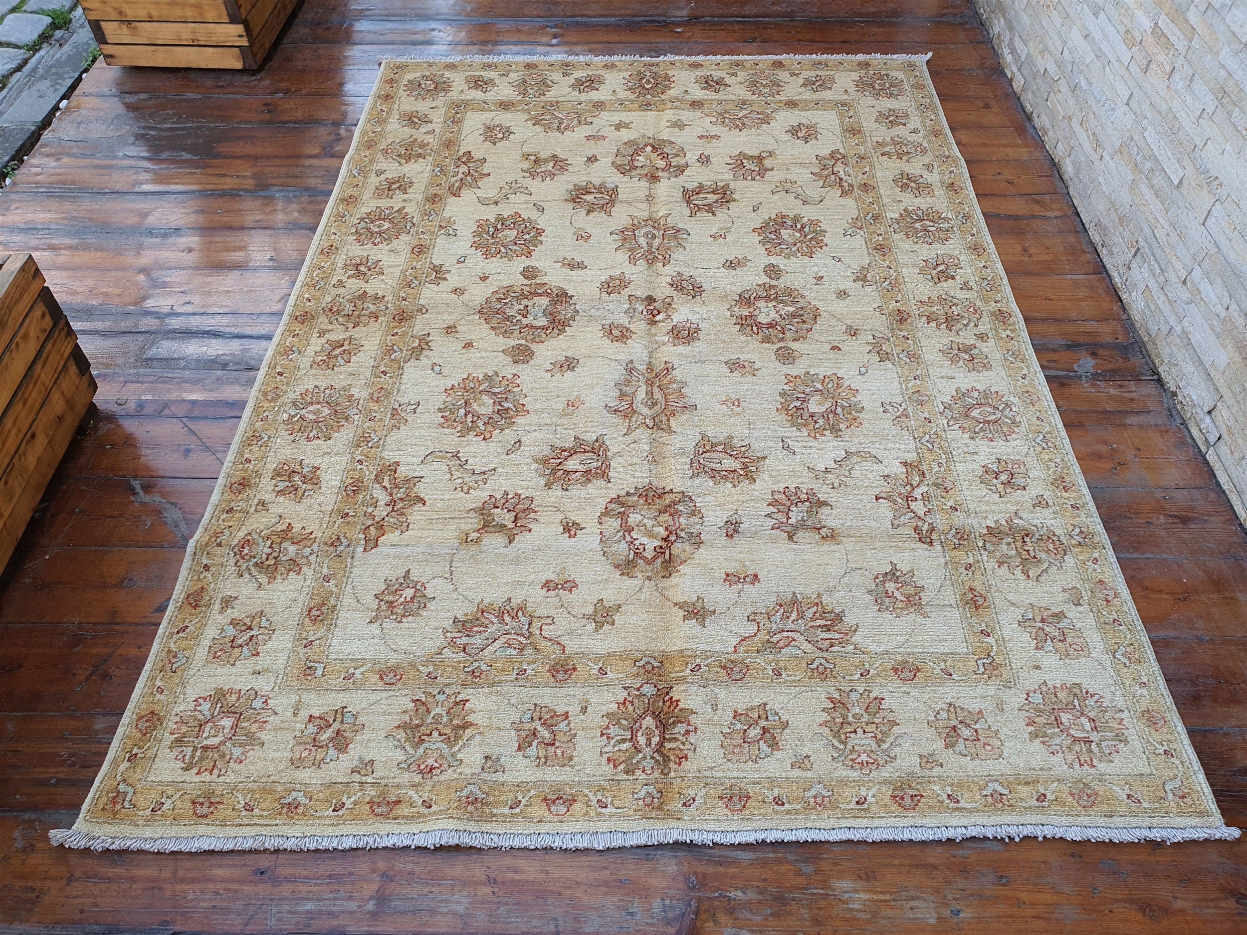 Turkish Usak Rug 7 x 5 ft, High Quality Glossy Natural Wool Ottoman Palace Rug,