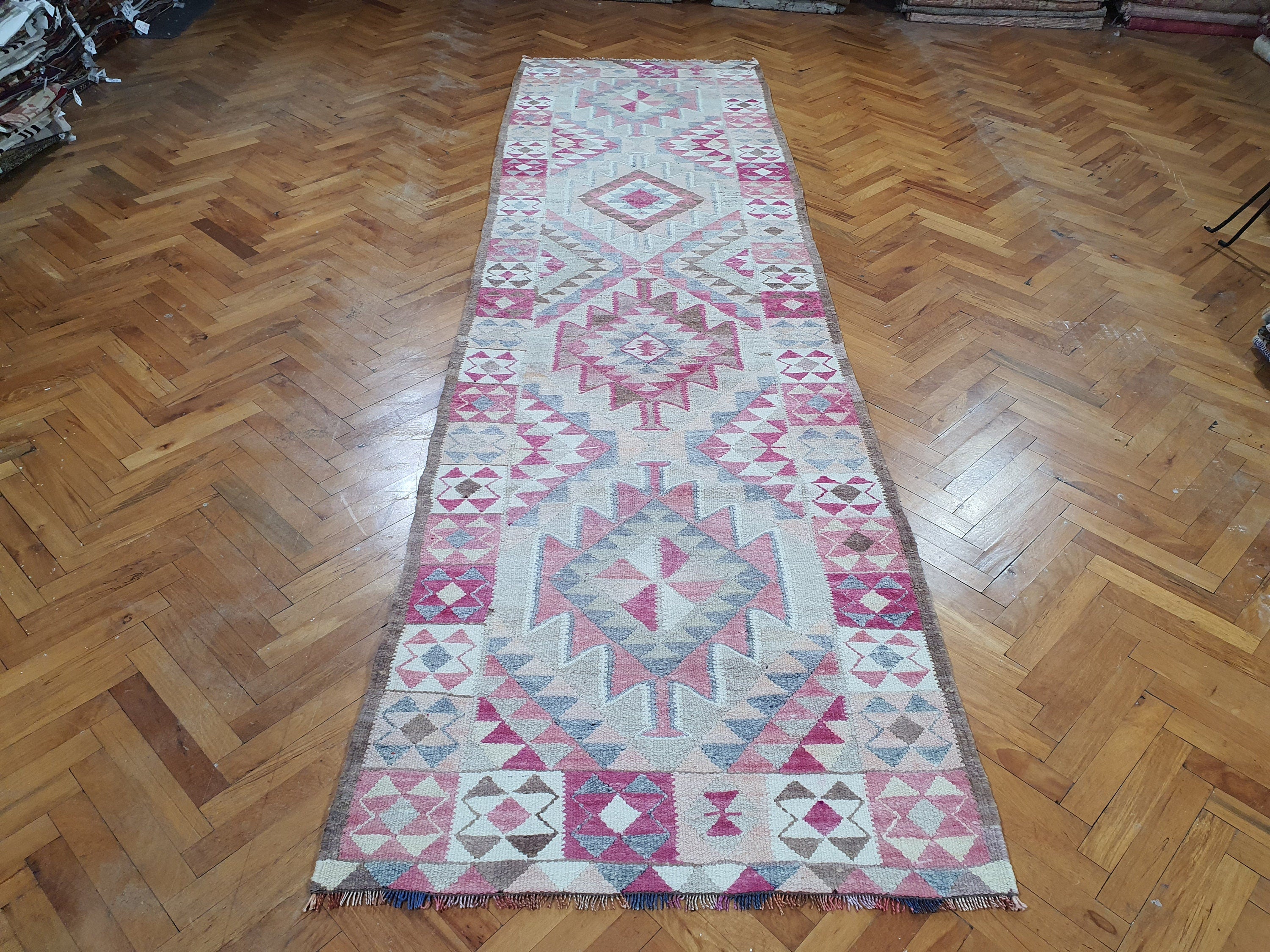 Wide Kilim Runner Rug 11 x 3 ft Pink Grey Beige Long Hallway Handmade Corridor Rug, Natural Wool Geometric Rug for Kitchen Bedroom or Lounge