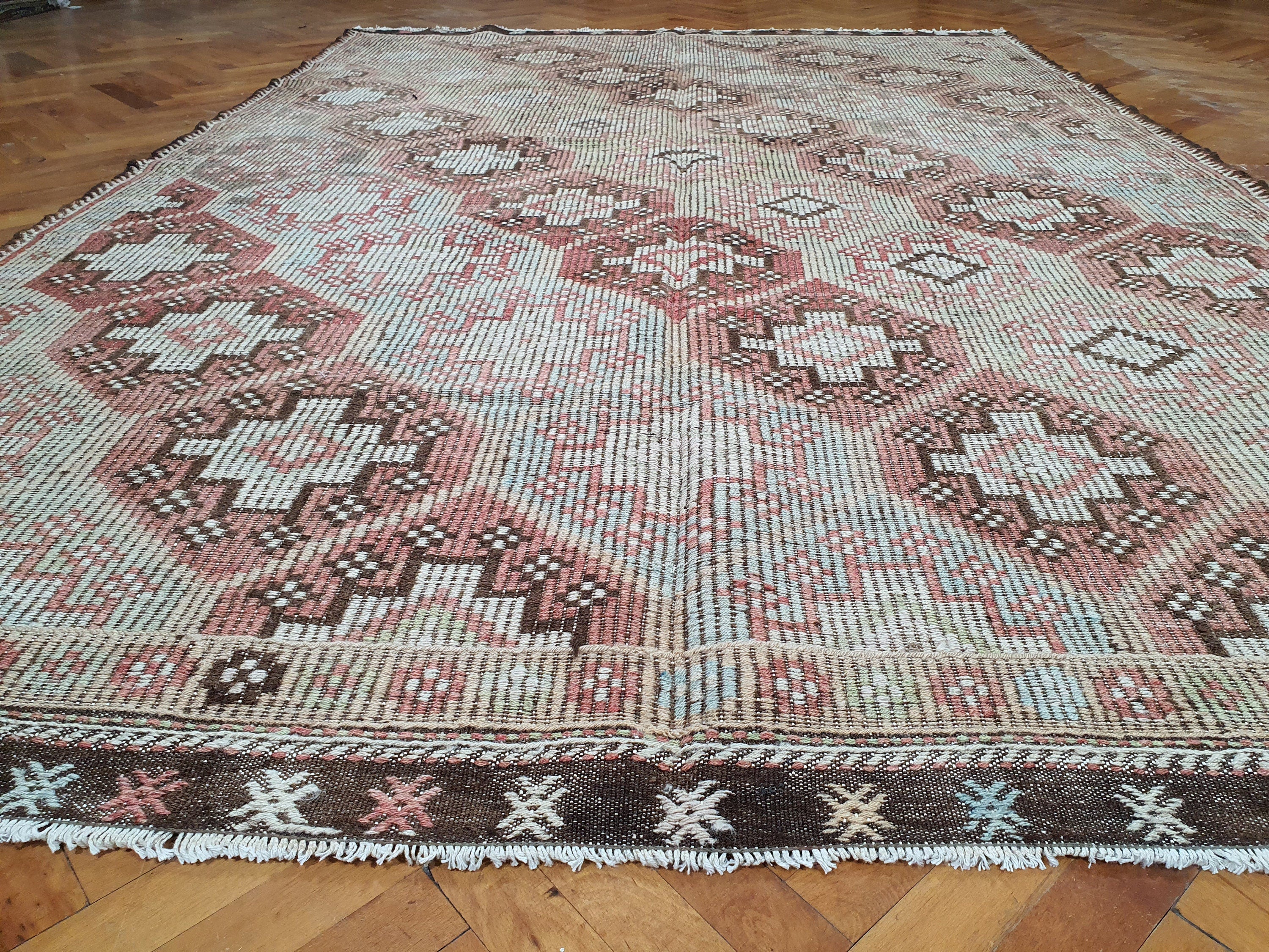 Turkish Kilim Rug 8 x 6 ft Brown Green and White Natural Wool Embroidered Vintage Cicim Floor Rug for Bohemian or Retro Home Decor