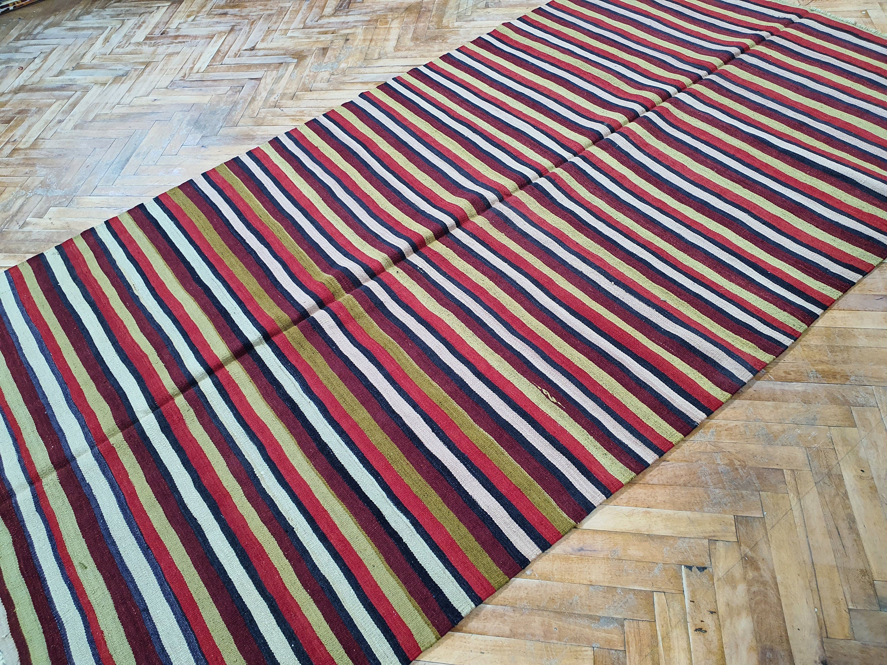 Tapis Kilim turc rayé Konya Cicim, tapis Kilim en laine biologique brodé fait main anatolien, tapis persan rustique bohème 9'3''x''5''