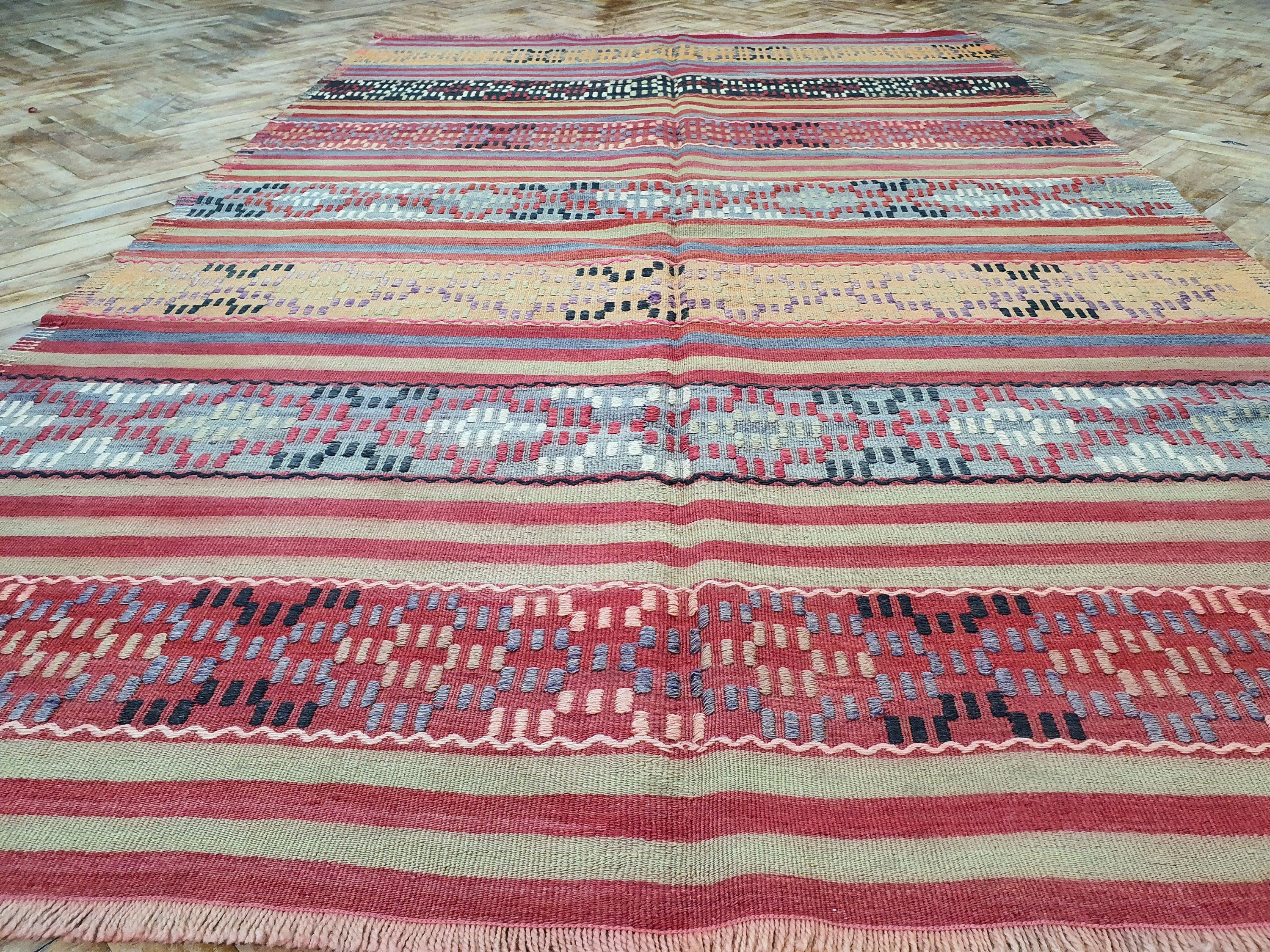 Oushak Vintage Bohemian Turkish Kilim Rustic Floor Rug, Handmade Organic Wool Persian Area Rug, Colorful Anatolian Recycled Rug ''8"x5'1''ft