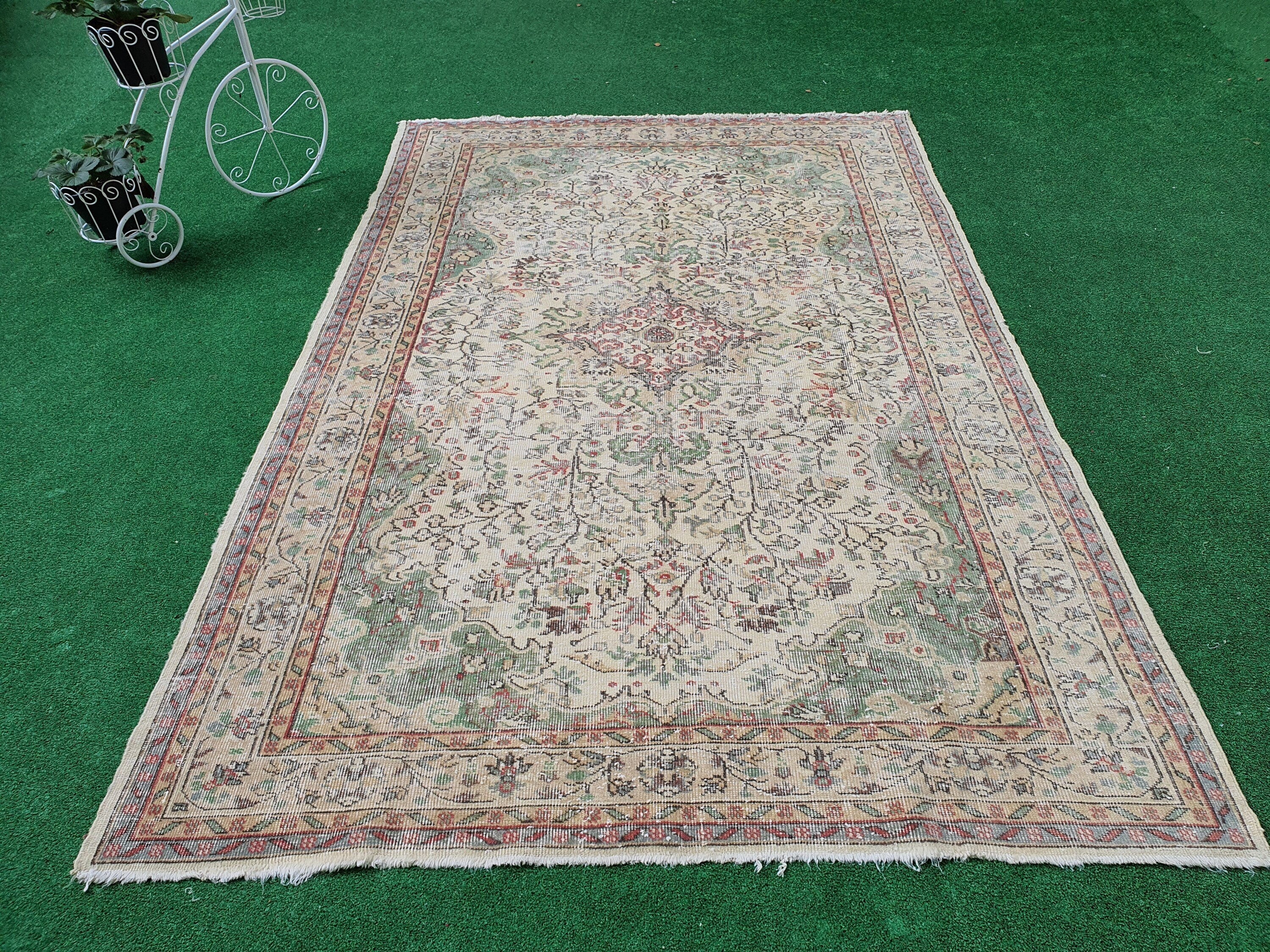 Pastel Antique Persian Area Rug 8 x 5 ft Vintage Beige Grey Handmade Natural Wool Floral Medallion Carpet, Distressed Bohemian Vintage Decor