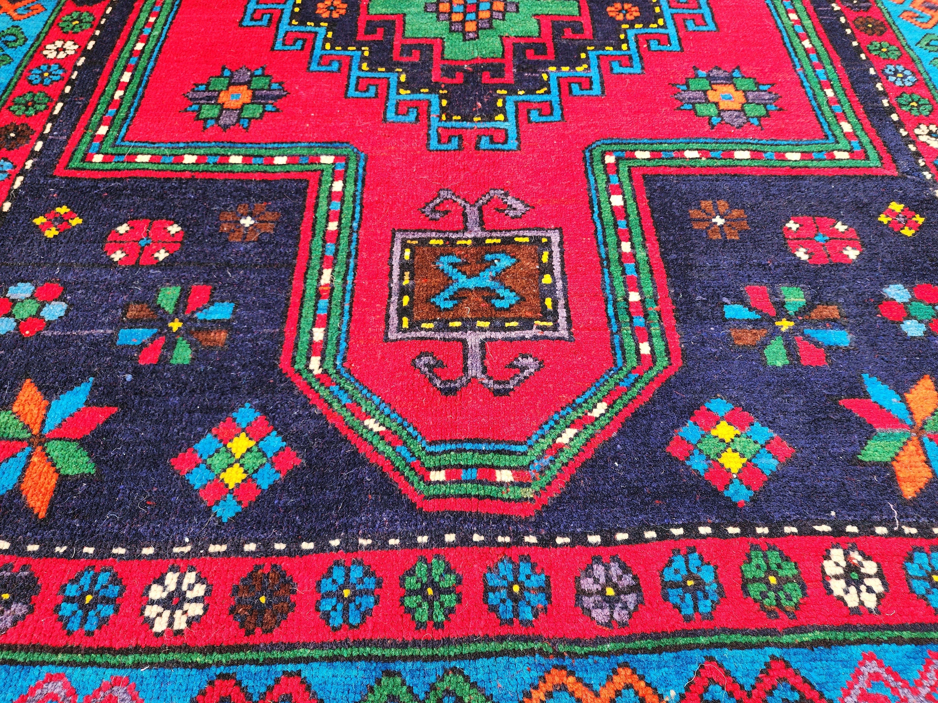 Vintage Cacuasion Area Rug 7'8'' x 4'6''